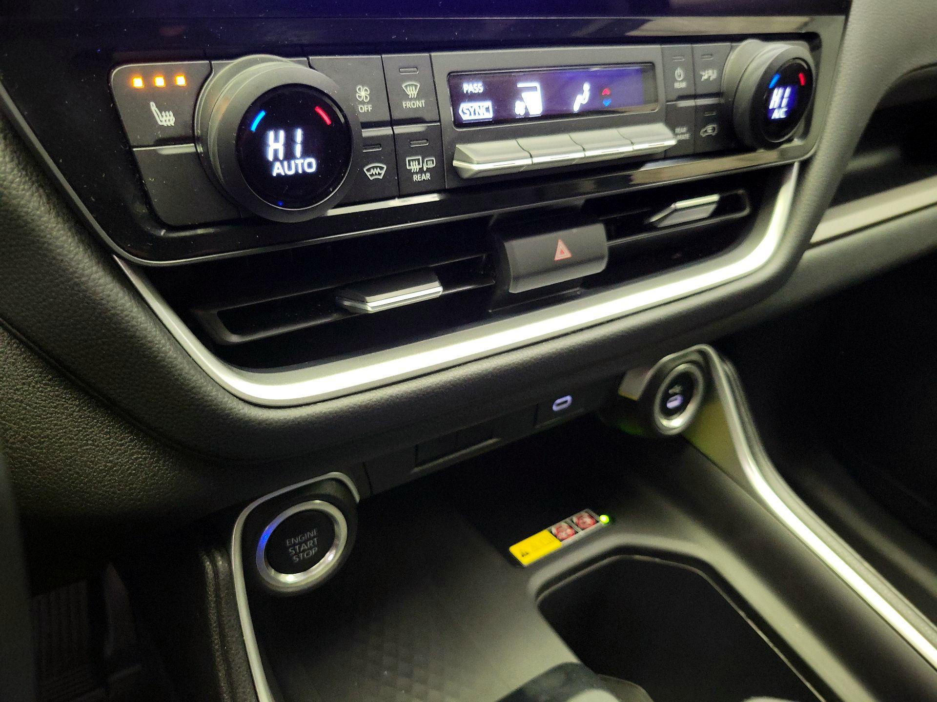 Thumbnail: 2025 Toyota Grand Highlander - 16