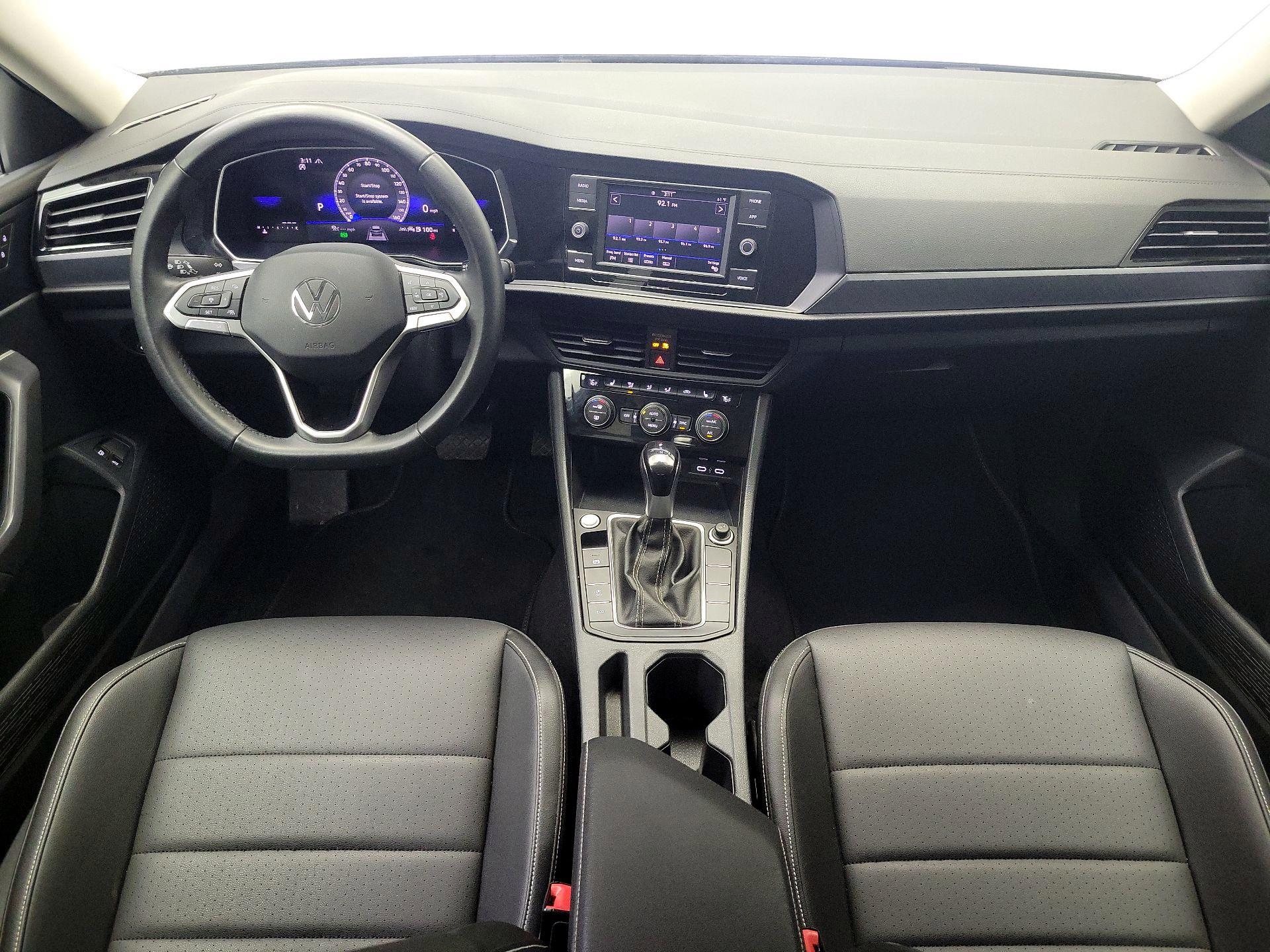 Thumbnail: 2024 Volkswagen Jetta - 9