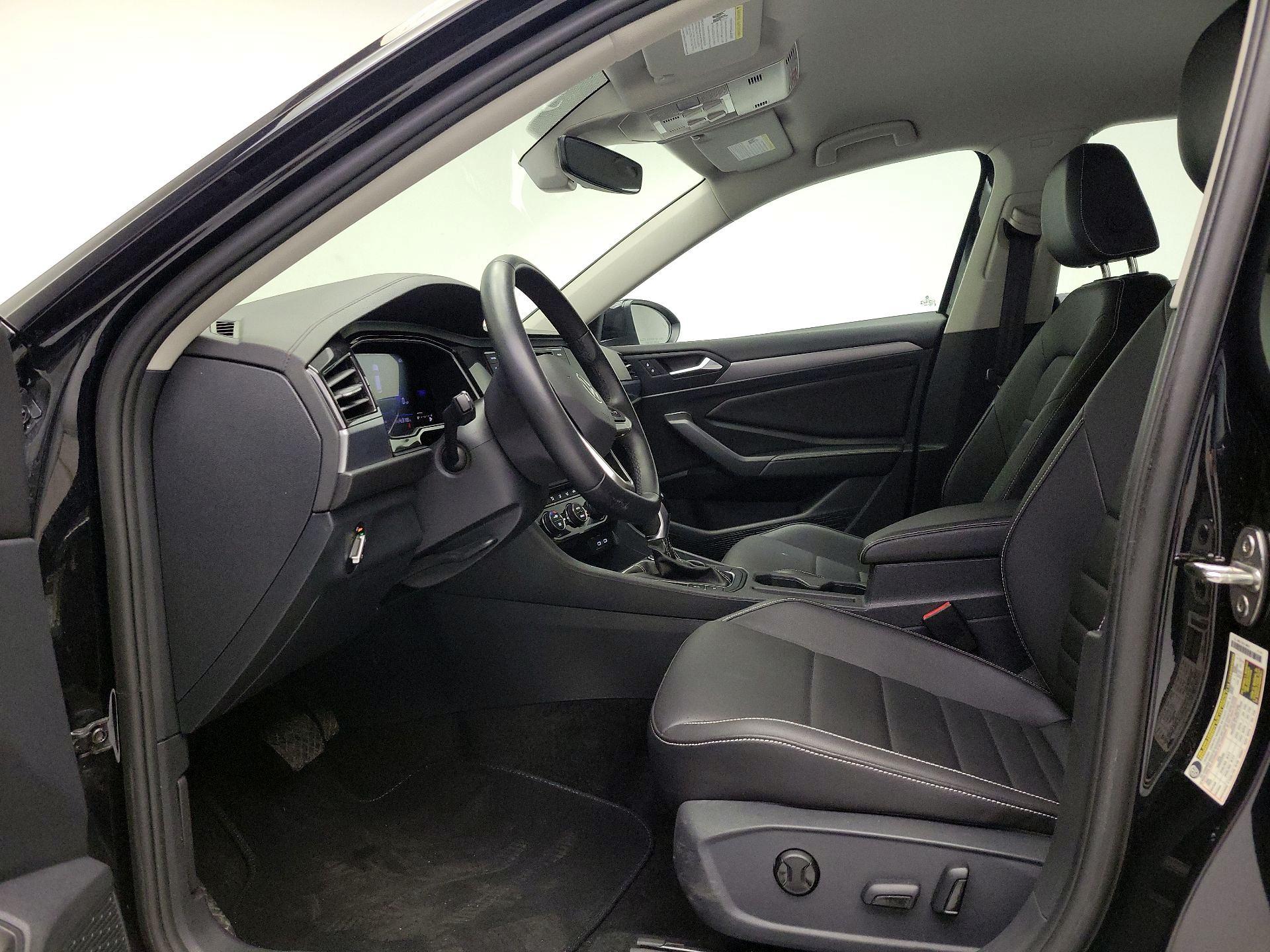 Thumbnail: 2024 Volkswagen Jetta - 11