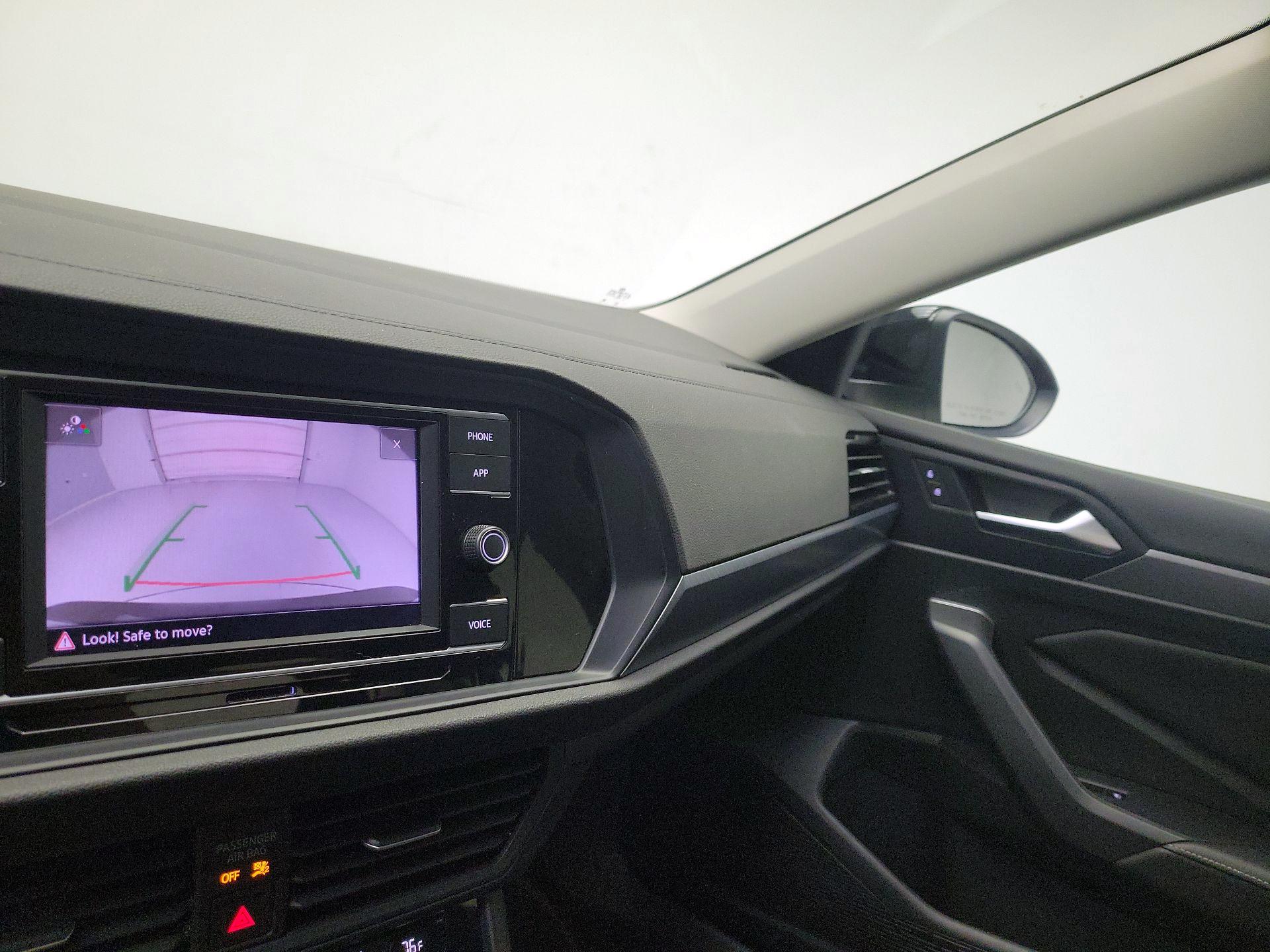 Thumbnail: 2024 Volkswagen Jetta - 14