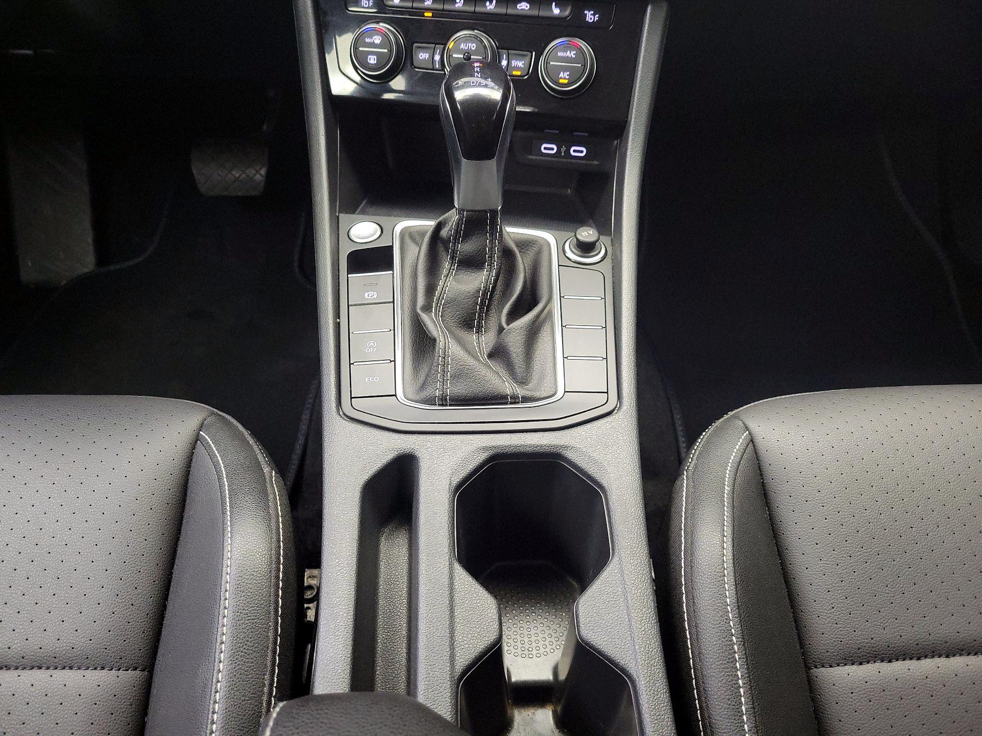 Thumbnail: 2024 Volkswagen Jetta - 17