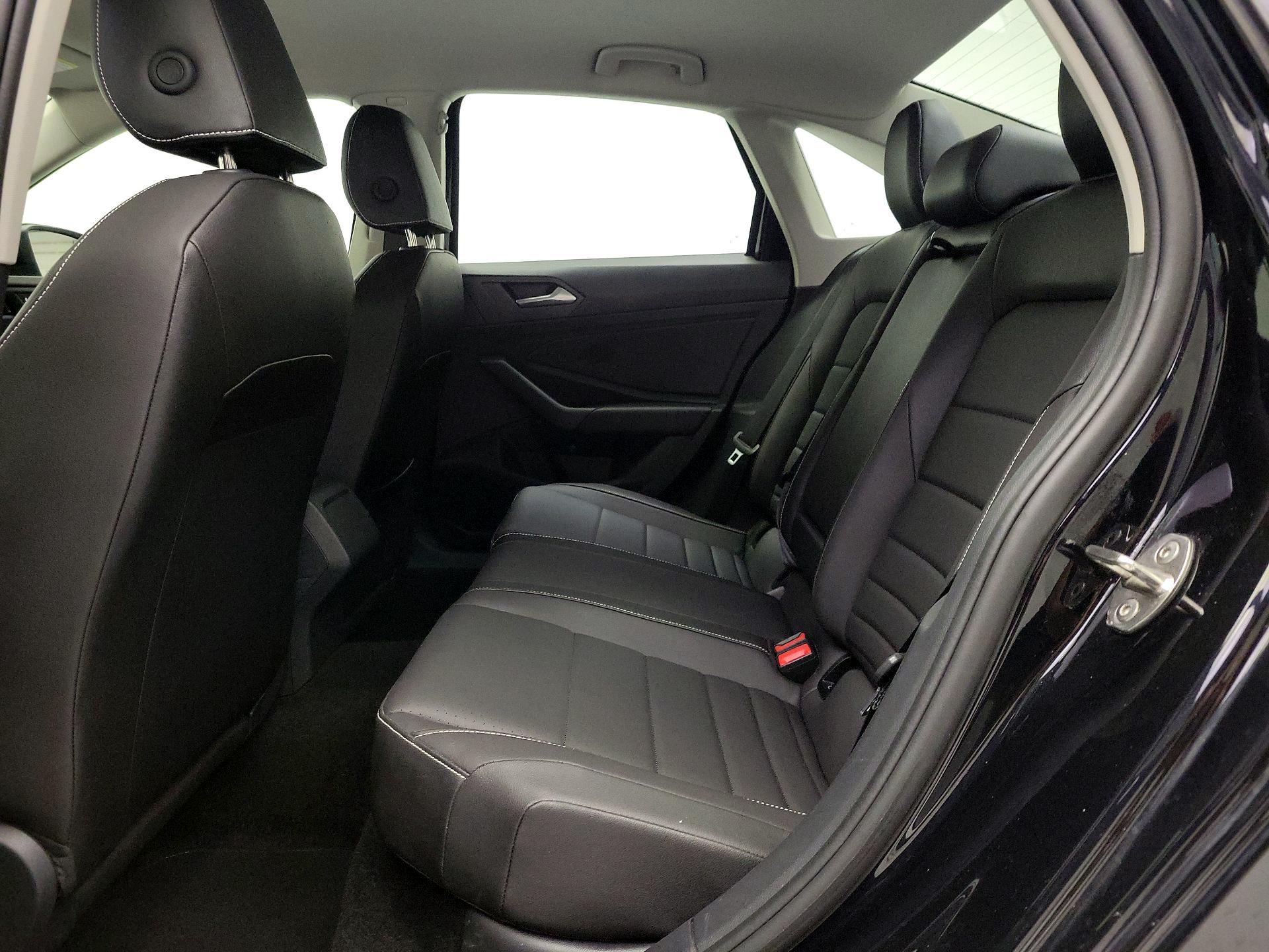 Thumbnail: 2024 Volkswagen Jetta - 19