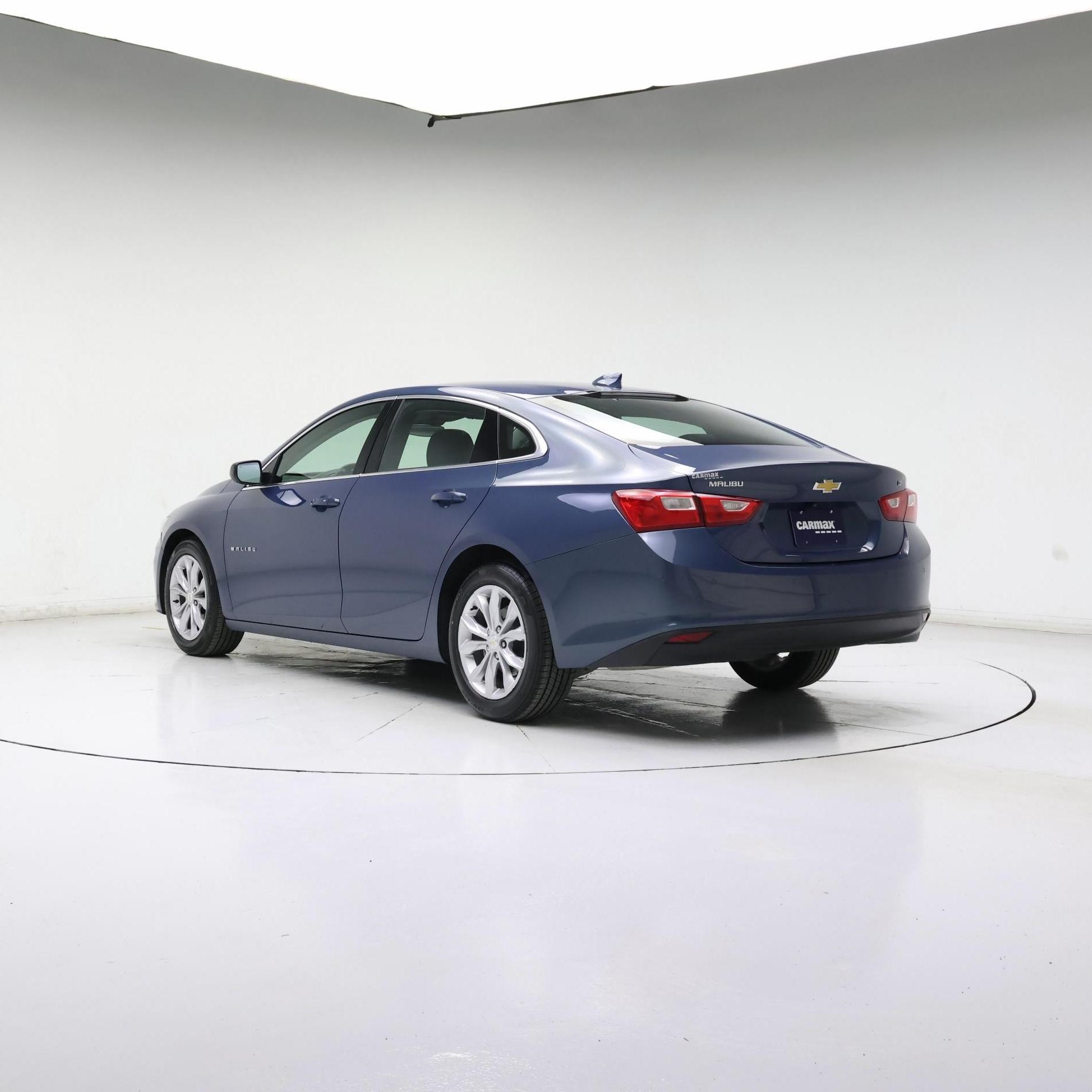 Thumbnail: 2024 Chevrolet Malibu - 2