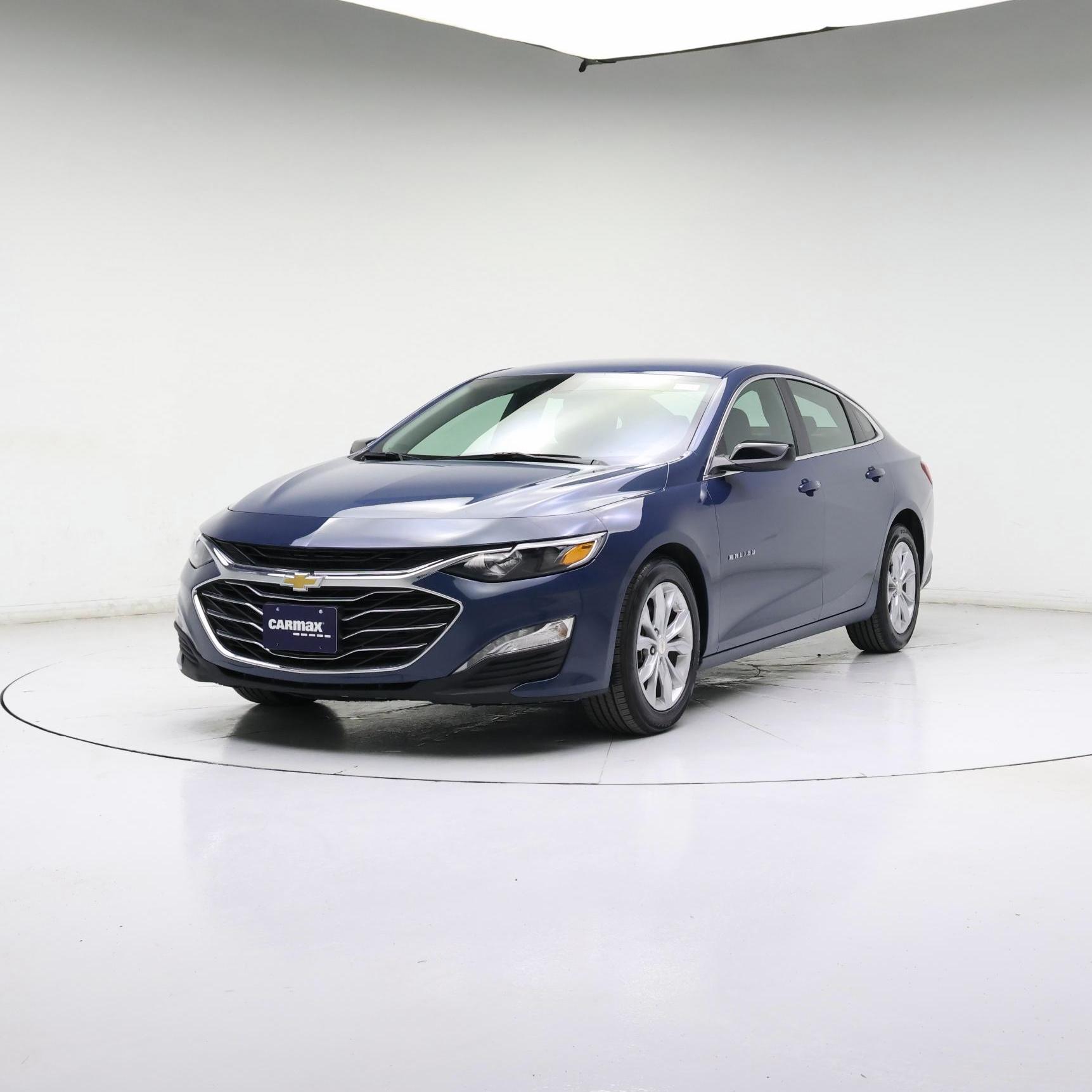 Thumbnail: 2024 Chevrolet Malibu - 4