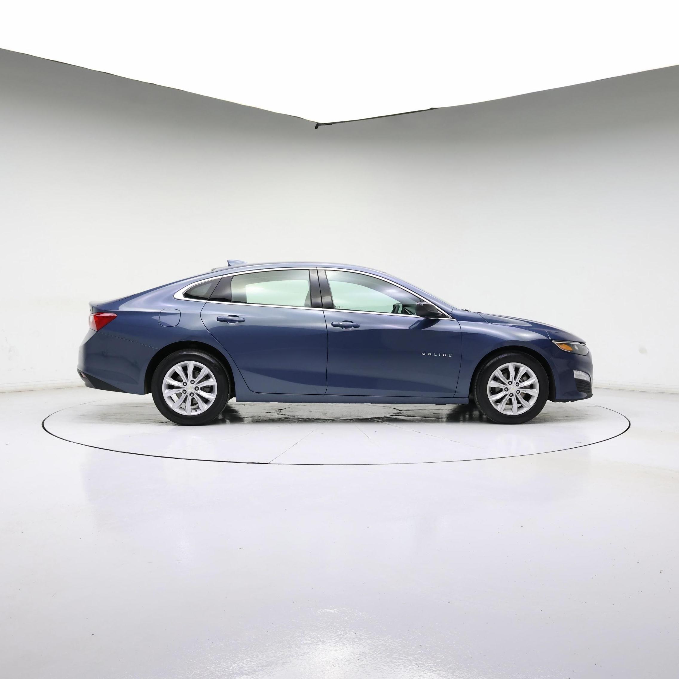 Thumbnail: 2024 Chevrolet Malibu - 7