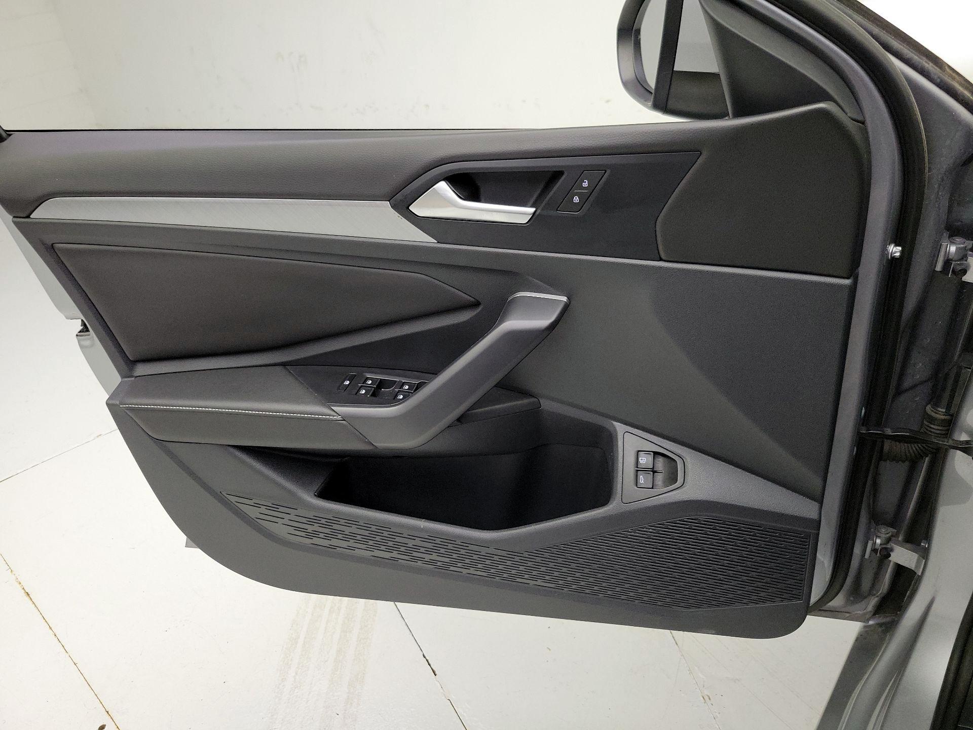 Thumbnail: 2024 Volkswagen Jetta - 12