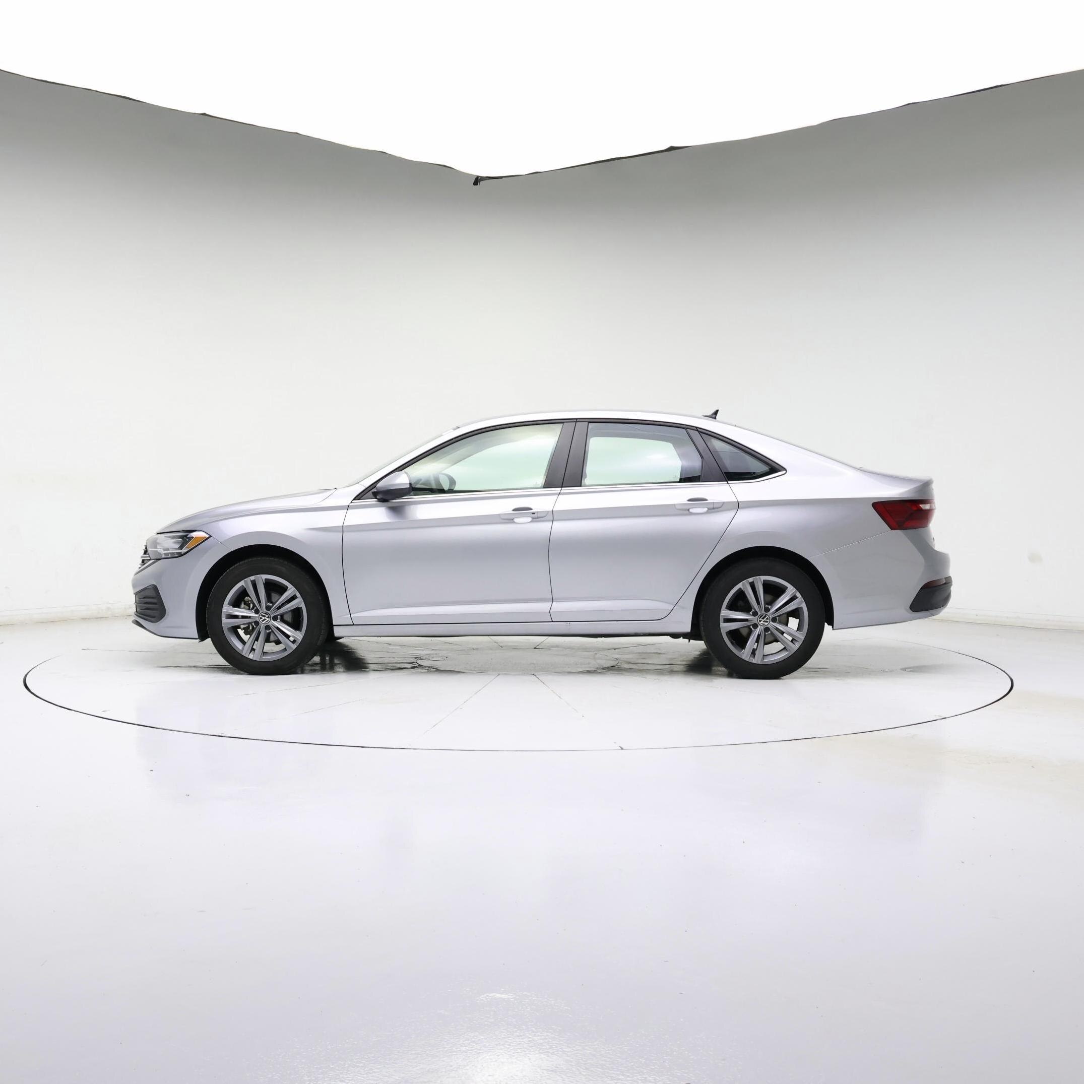 Thumbnail: 2024 Volkswagen Jetta - 3