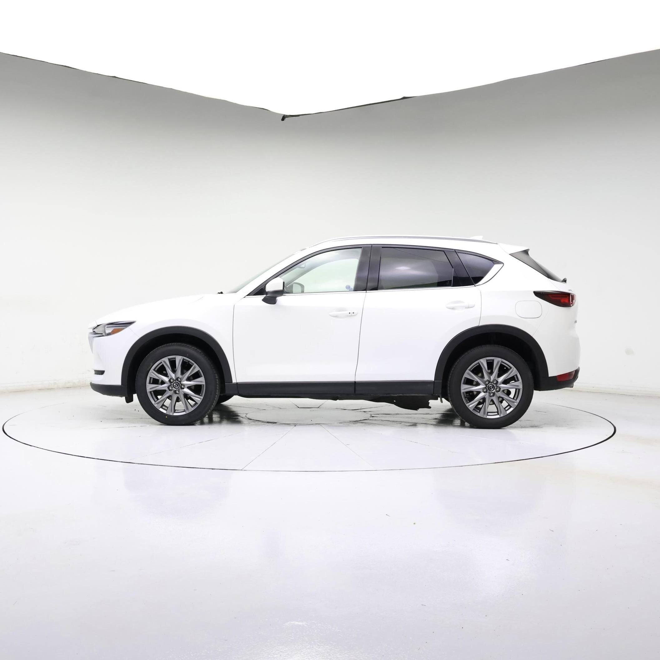 Thumbnail: 2021 Mazda CX-5 - 3