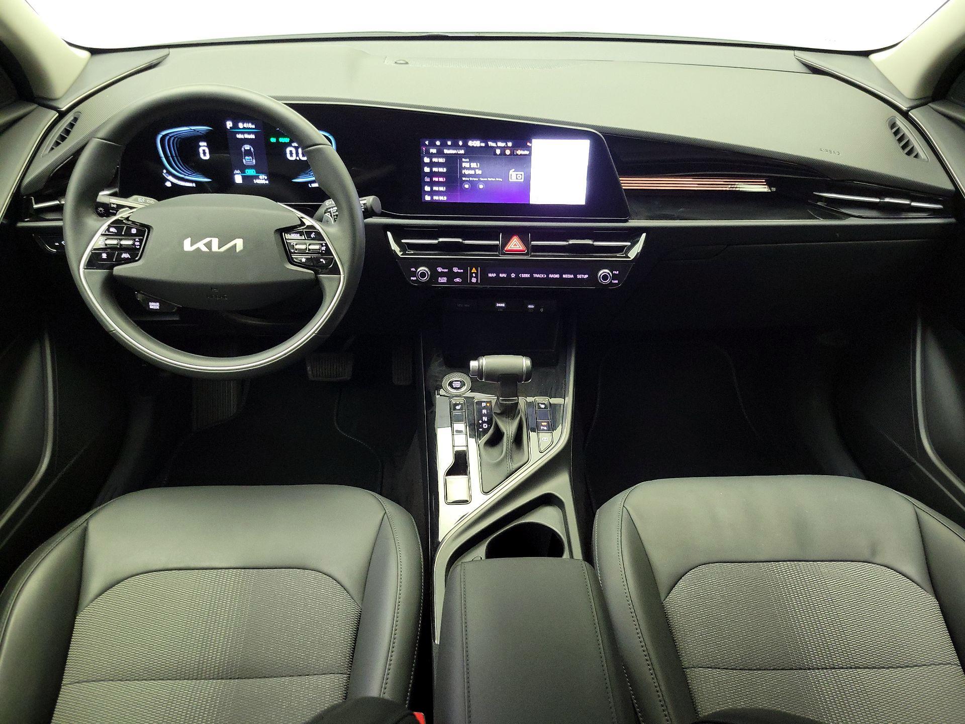 Thumbnail: 2024 Kia Niro - 9