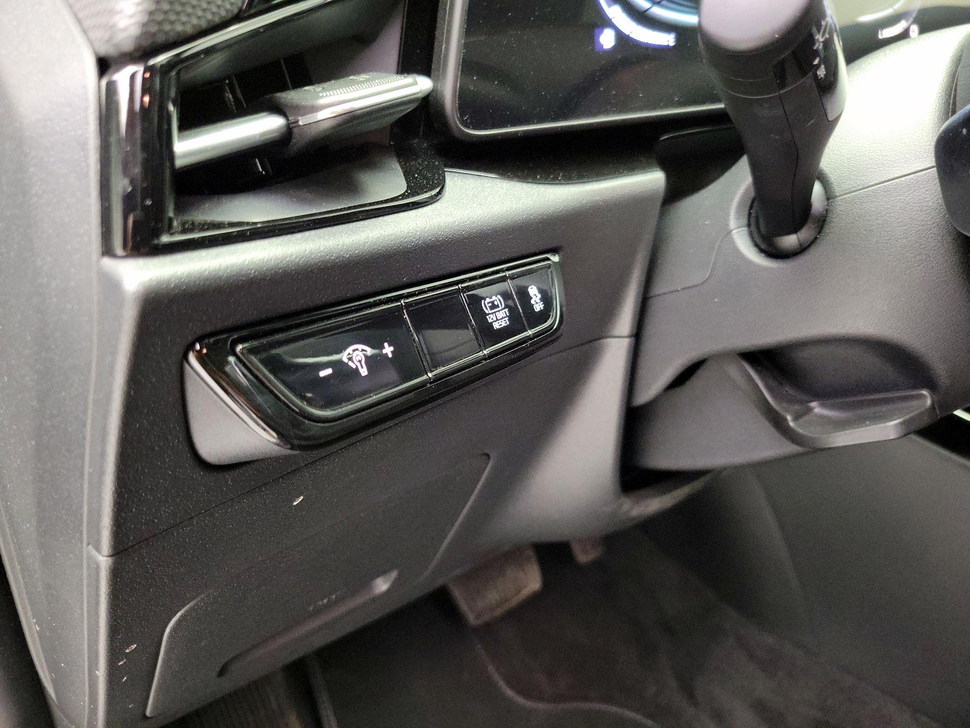 Thumbnail: 2024 Kia Niro - 13