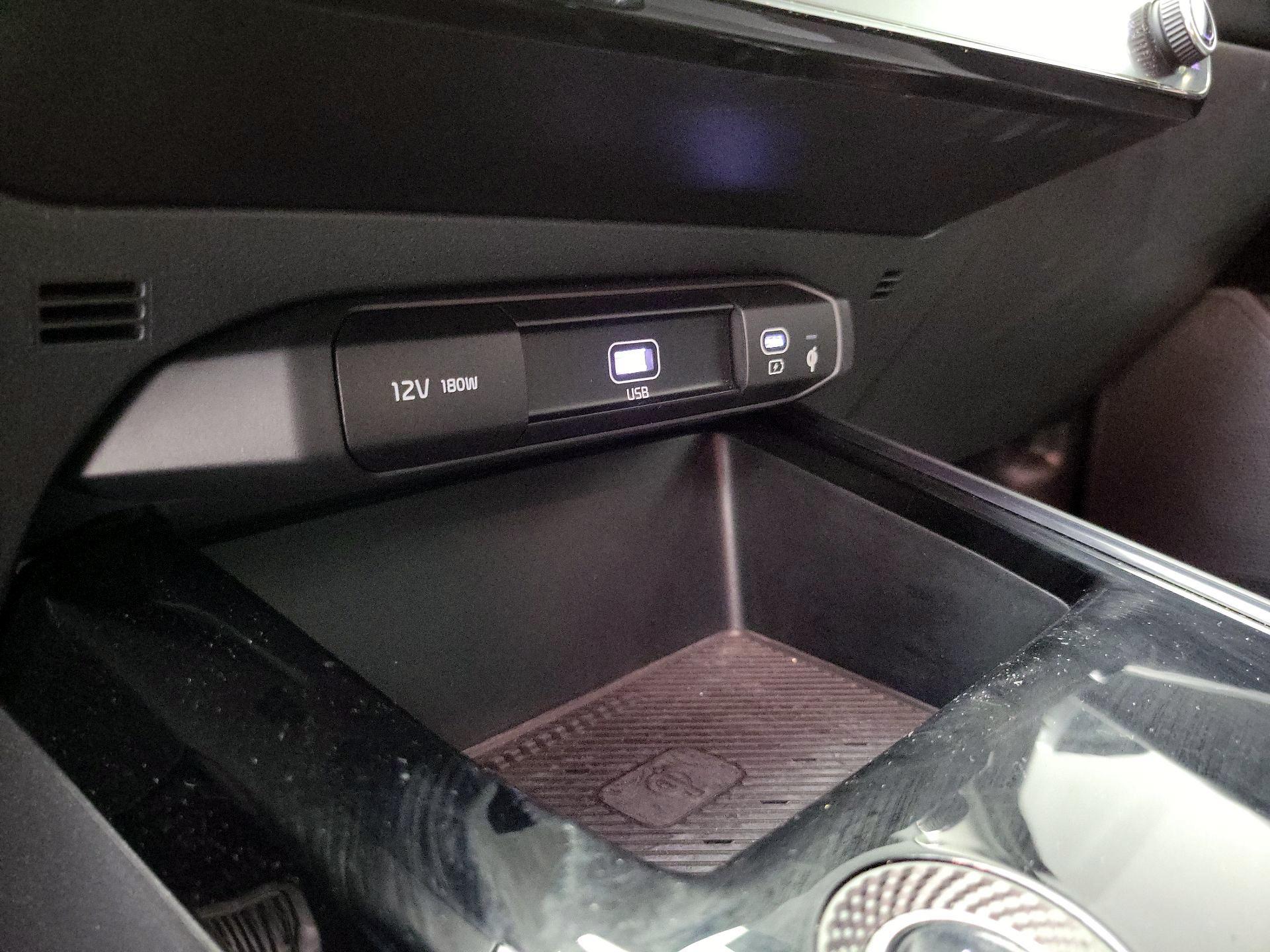 Thumbnail: 2024 Kia Niro - 19