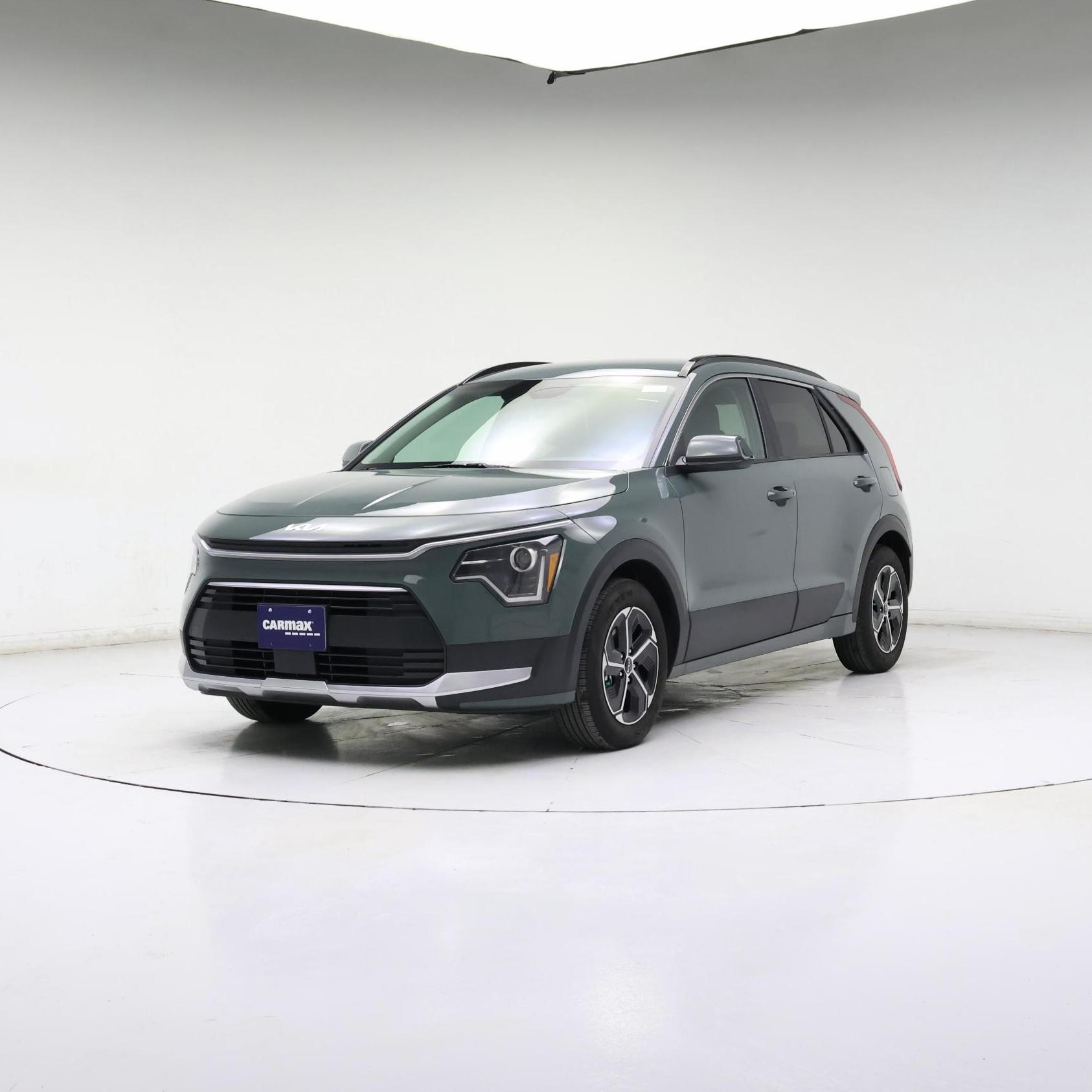 Thumbnail: 2024 Kia Niro - 4