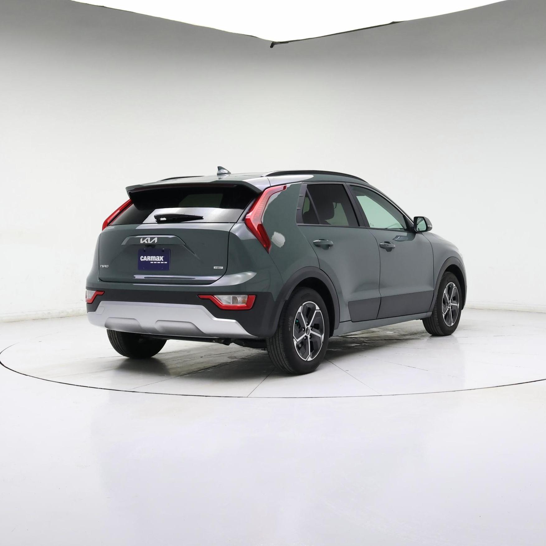 Thumbnail: 2024 Kia Niro - 8