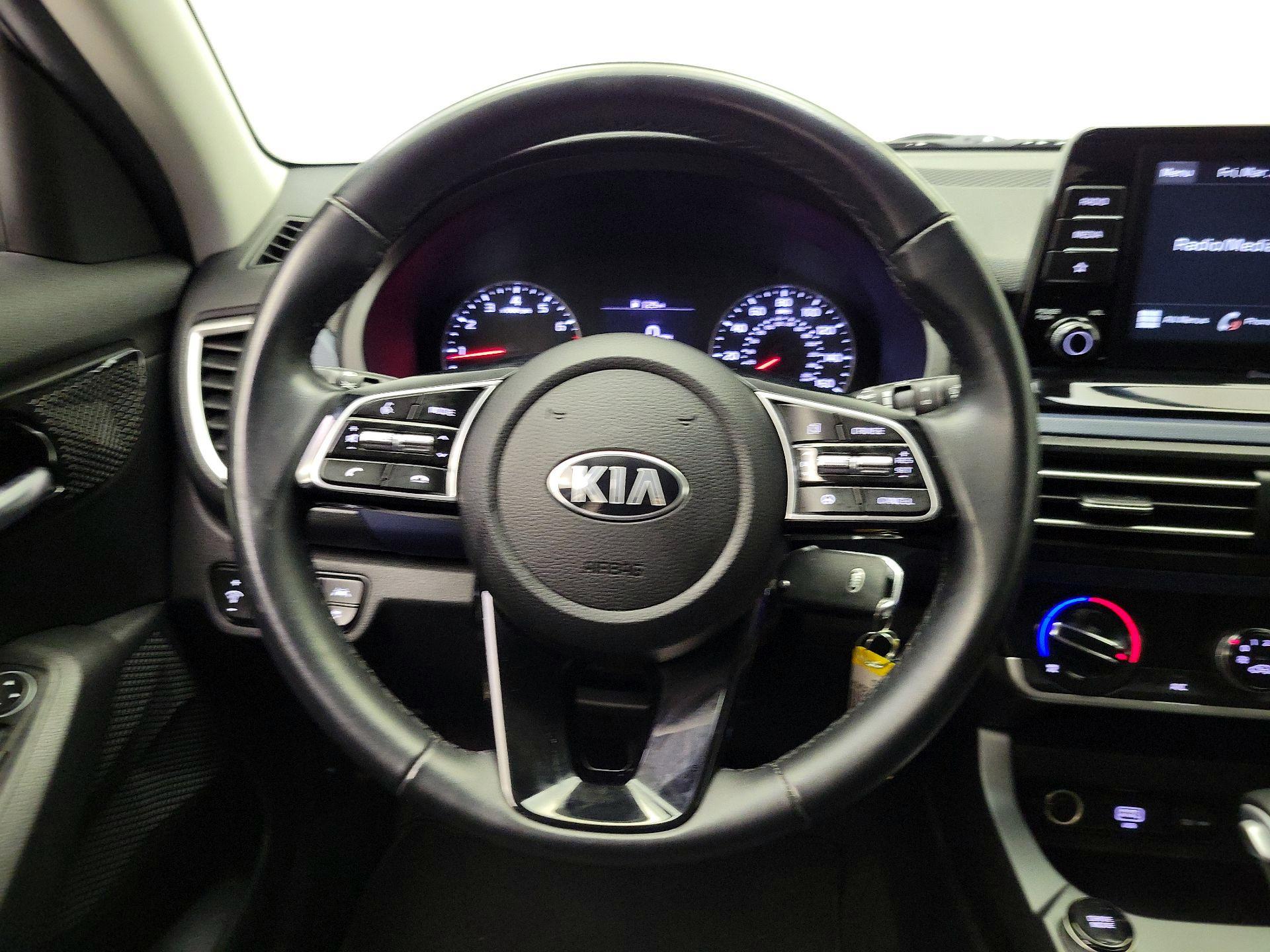 Thumbnail: 2021 Kia Seltos - 10