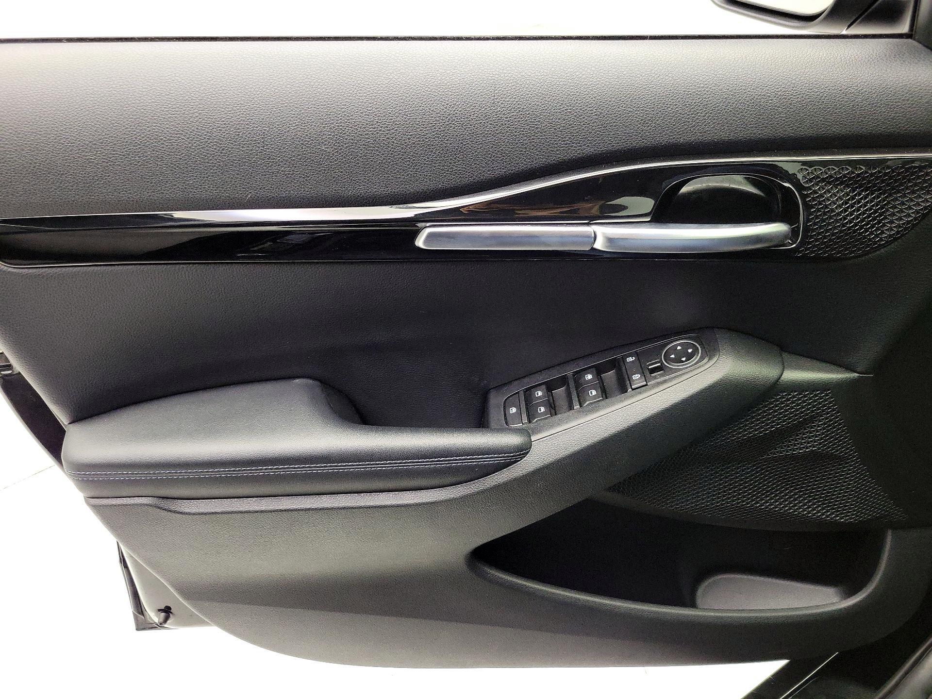 Thumbnail: 2021 Kia Seltos - 12