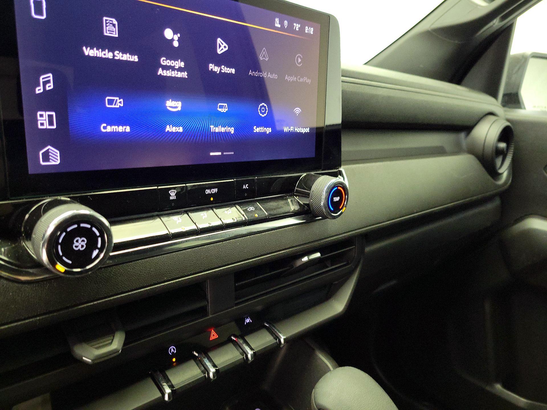 Thumbnail: 2023 Chevrolet Colorado - 16