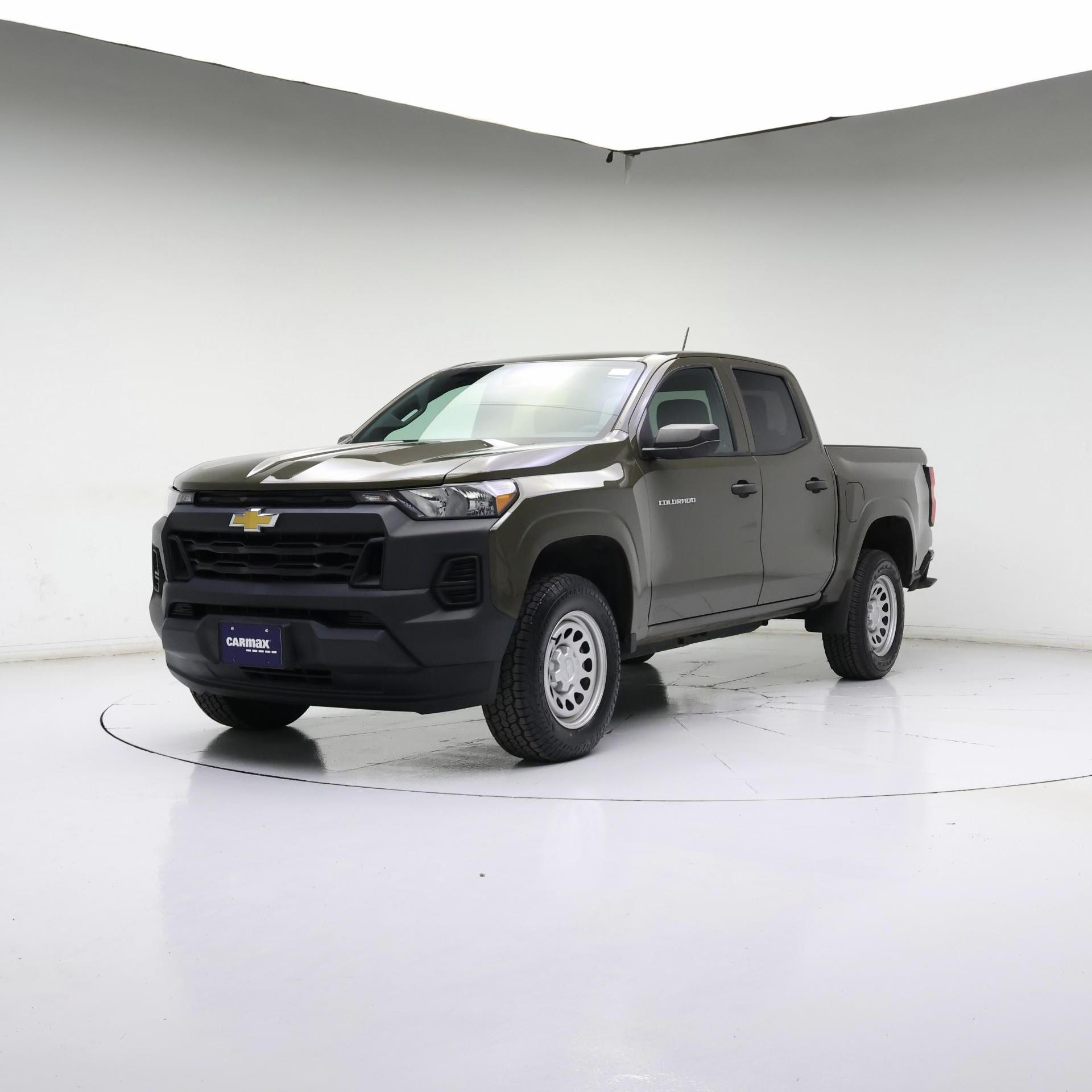 Thumbnail: 2023 Chevrolet Colorado - 4