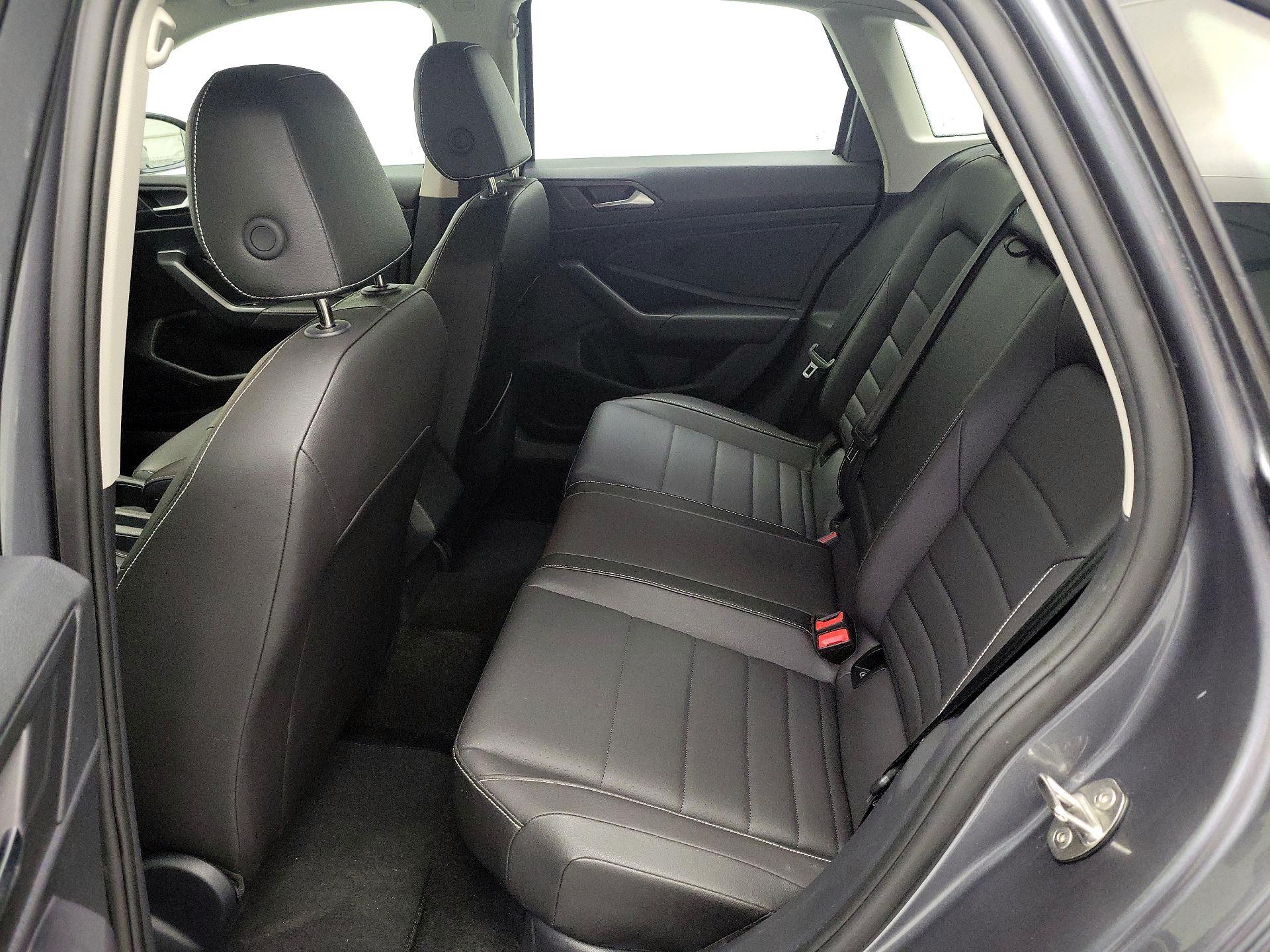 Thumbnail: 2024 Volkswagen Jetta - 19