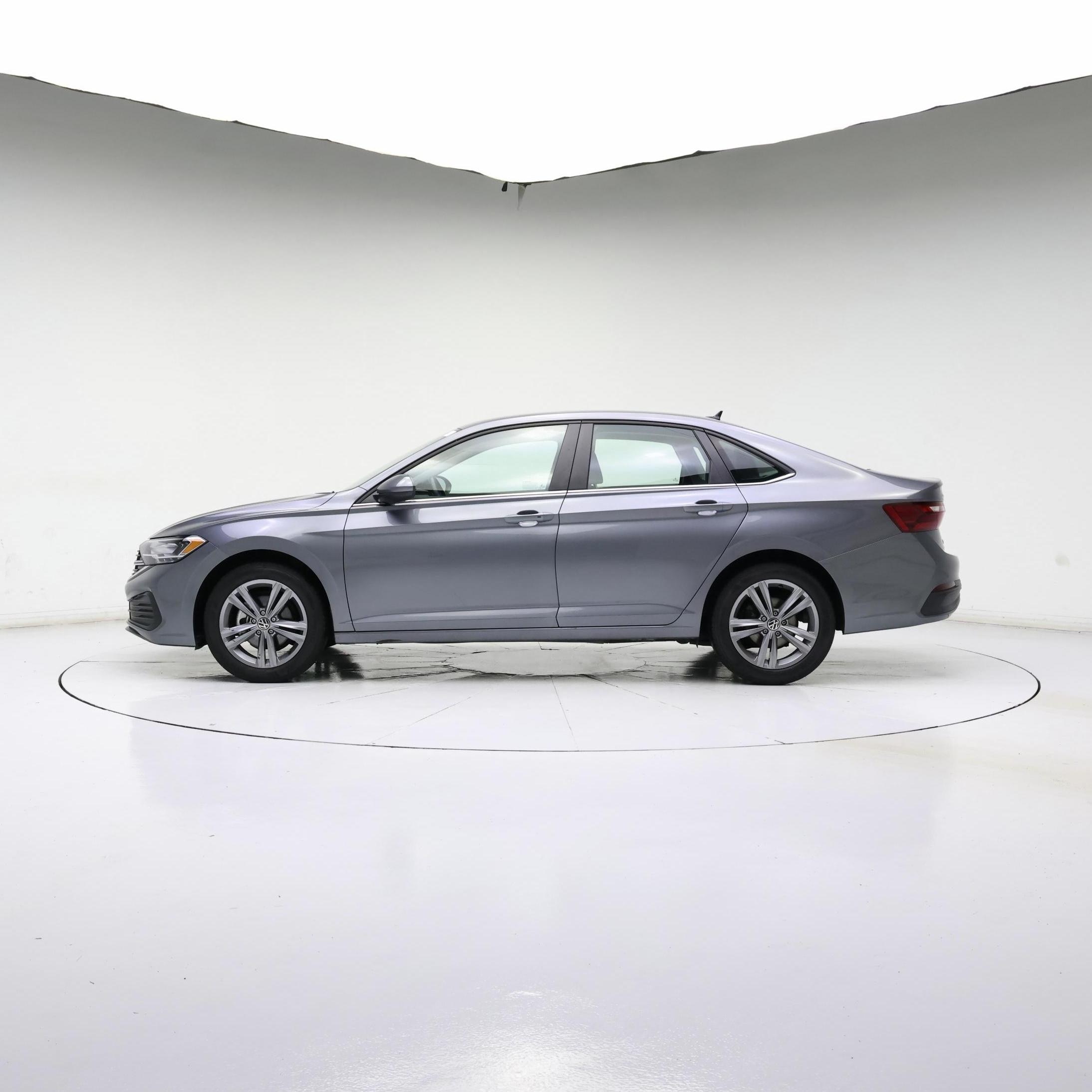 Thumbnail: 2024 Volkswagen Jetta - 3