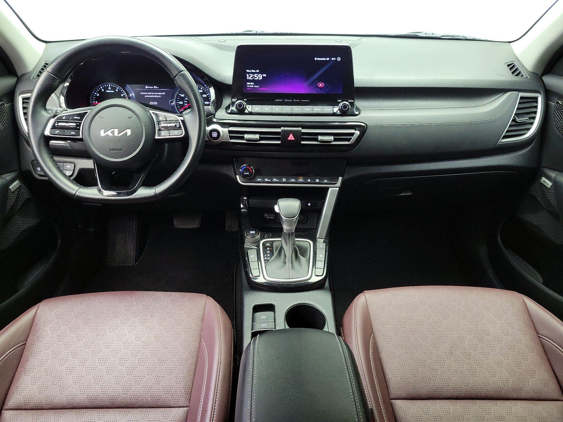 Thumbnail: 2023 Kia Seltos - 9