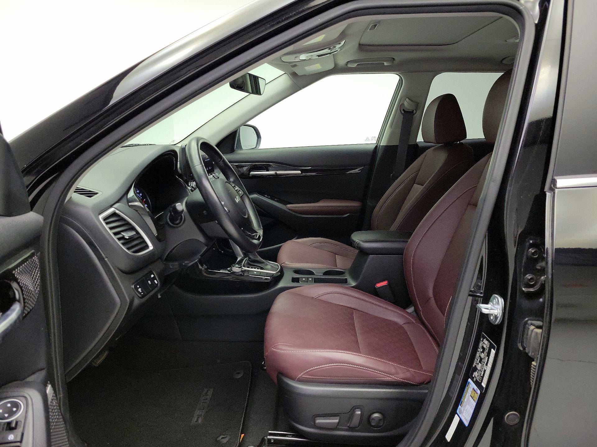 Thumbnail: 2023 Kia Seltos - 11