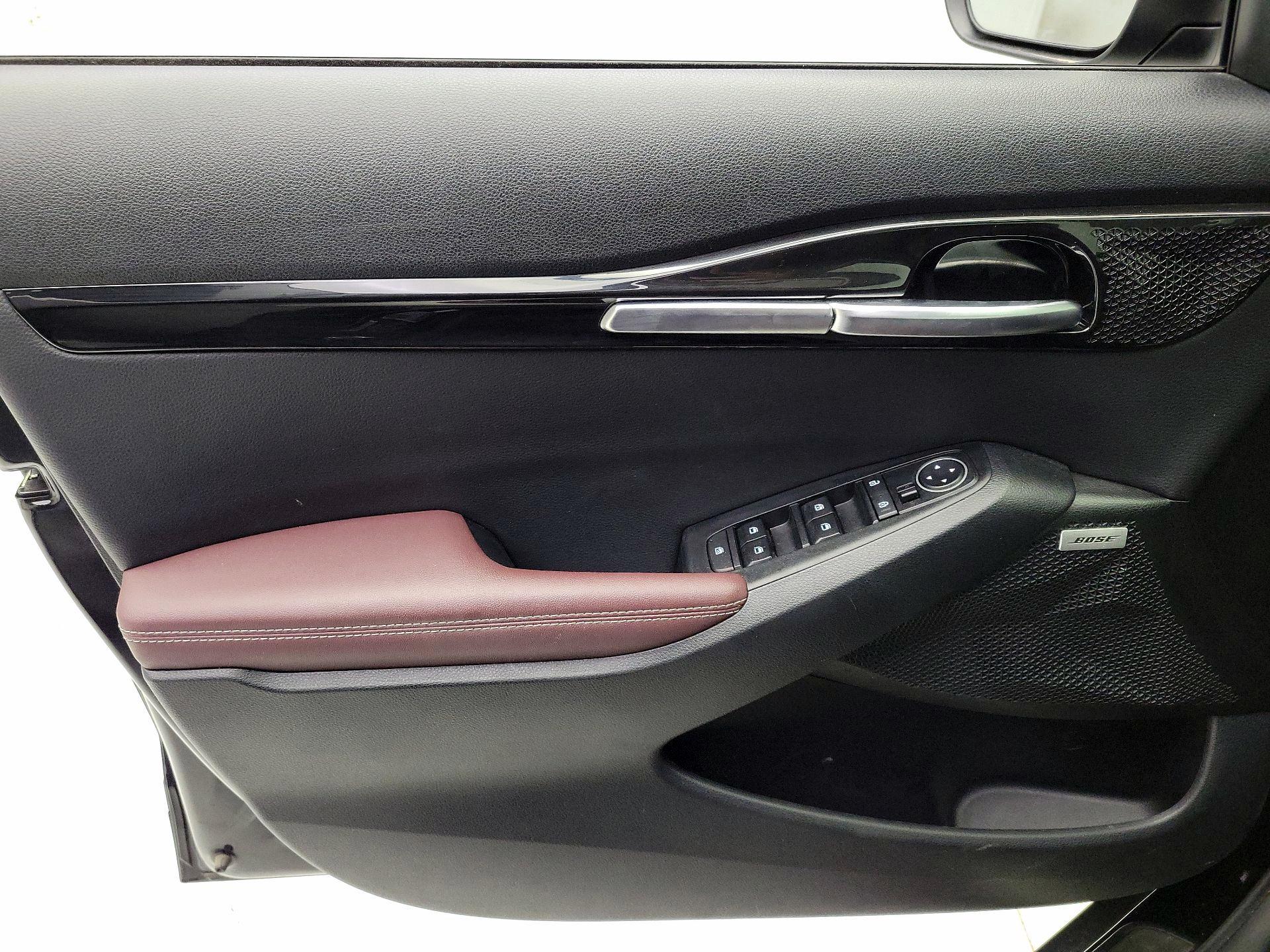 Thumbnail: 2023 Kia Seltos - 12