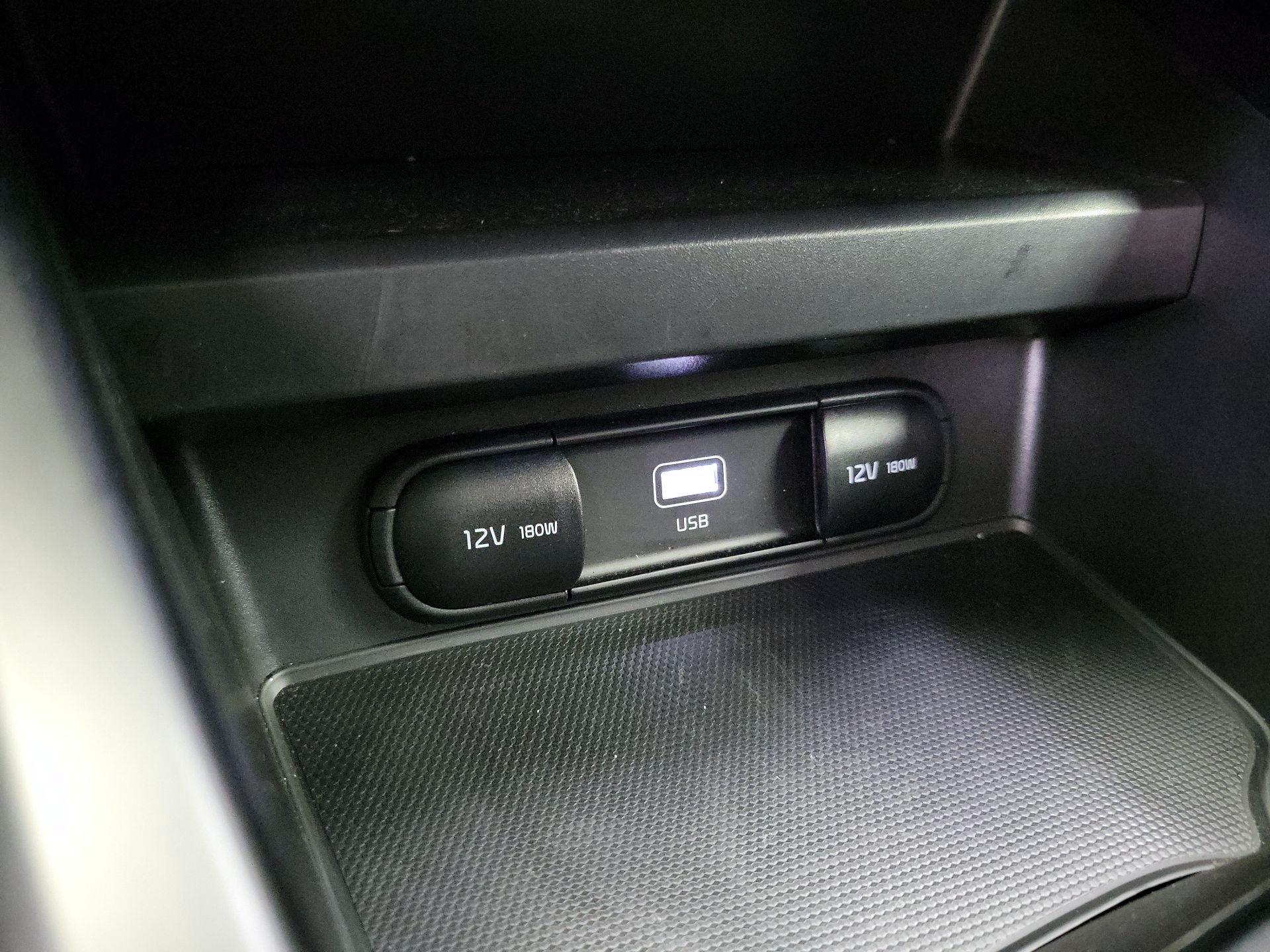 Thumbnail: 2025 Kia Soul - 18