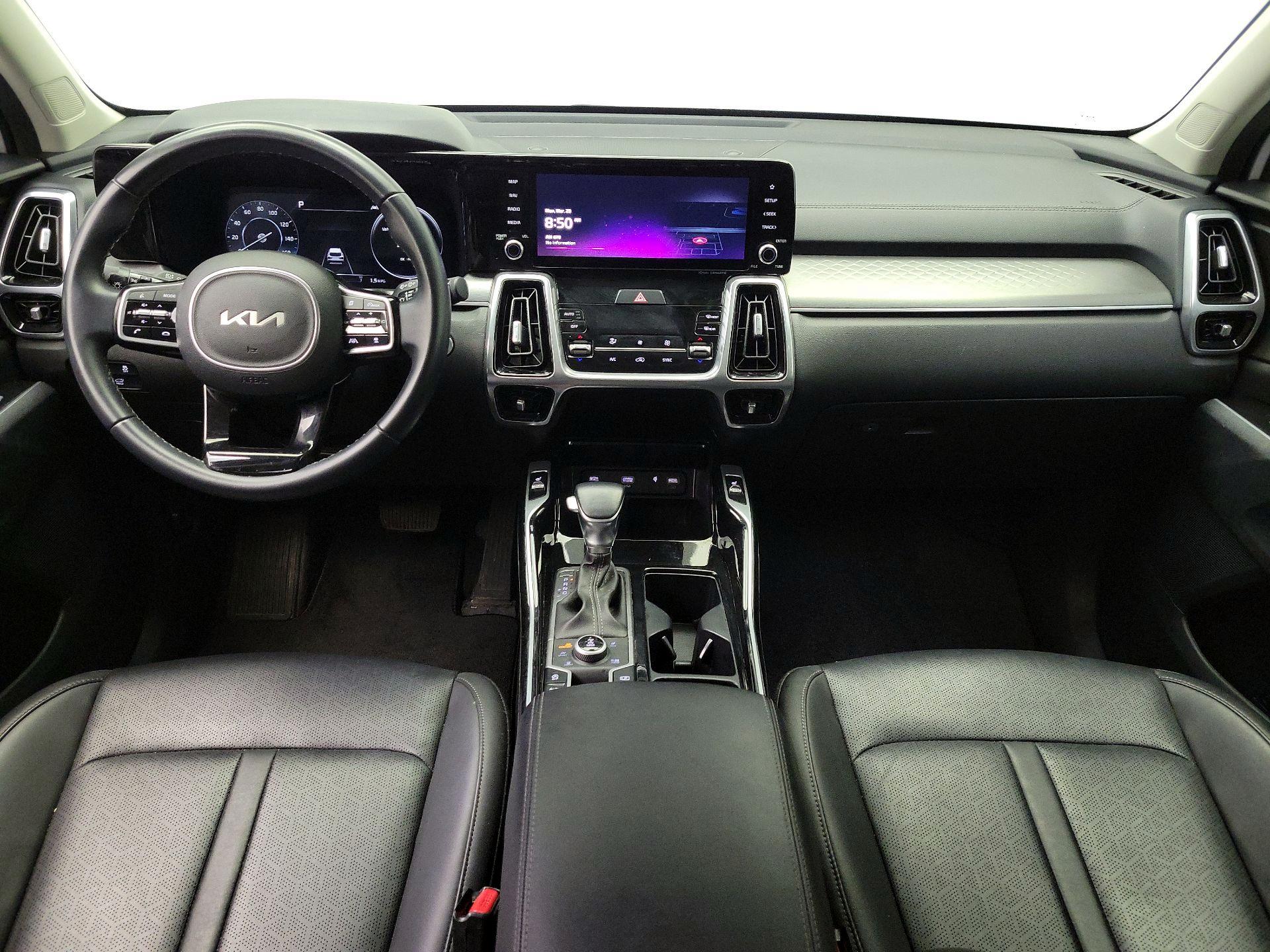 Thumbnail: 2023 Kia Sorento - 9