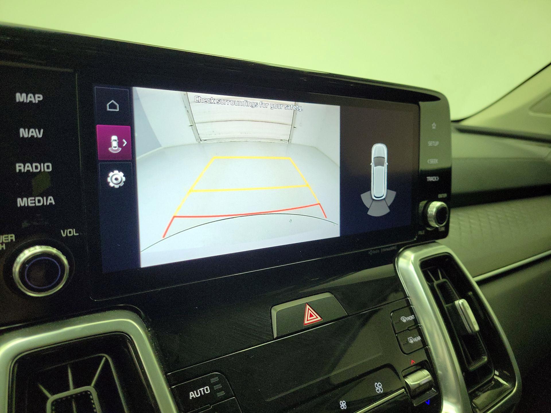 Thumbnail: 2023 Kia Sorento - 14