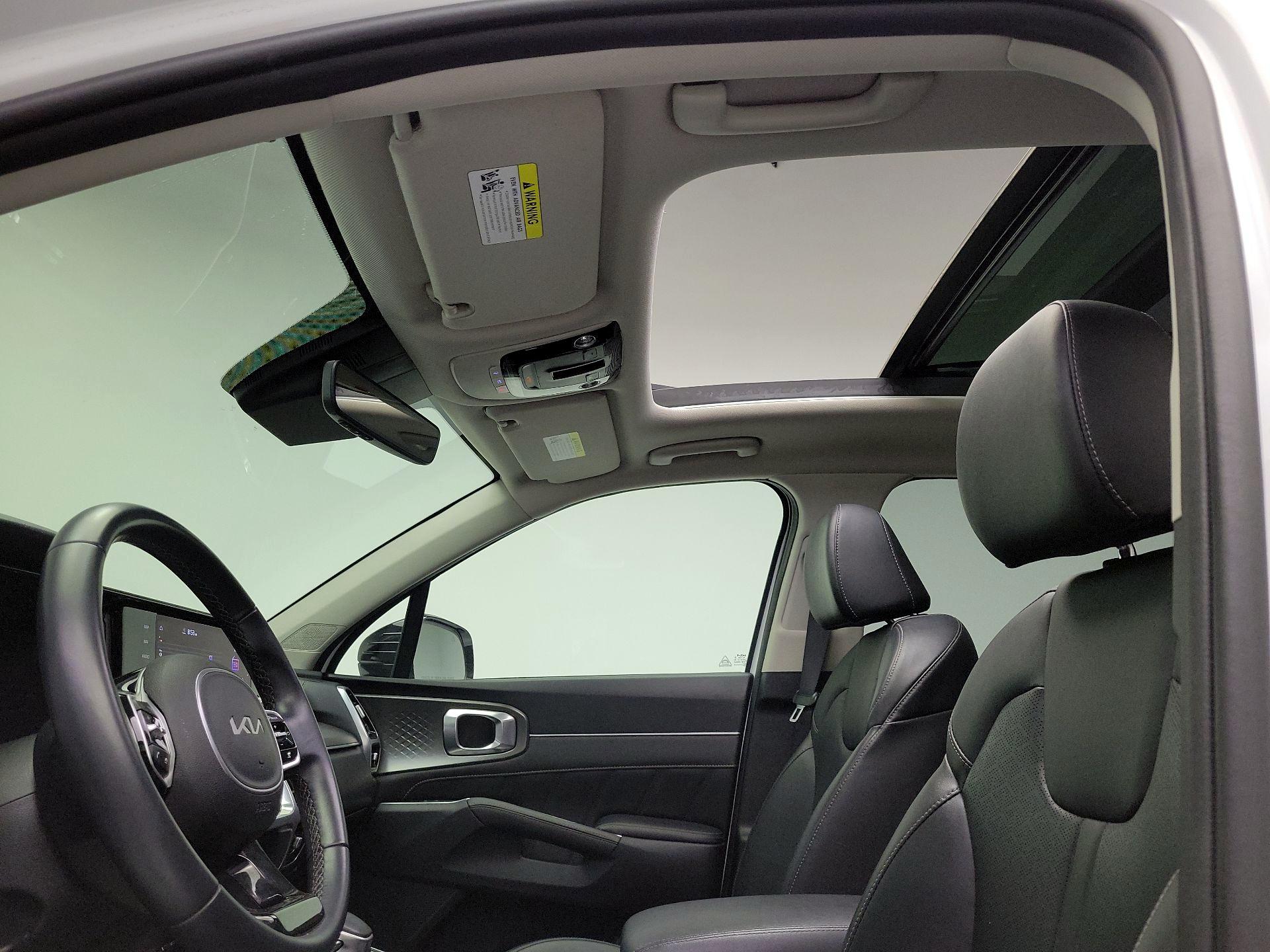 Thumbnail: 2023 Kia Sorento - 19