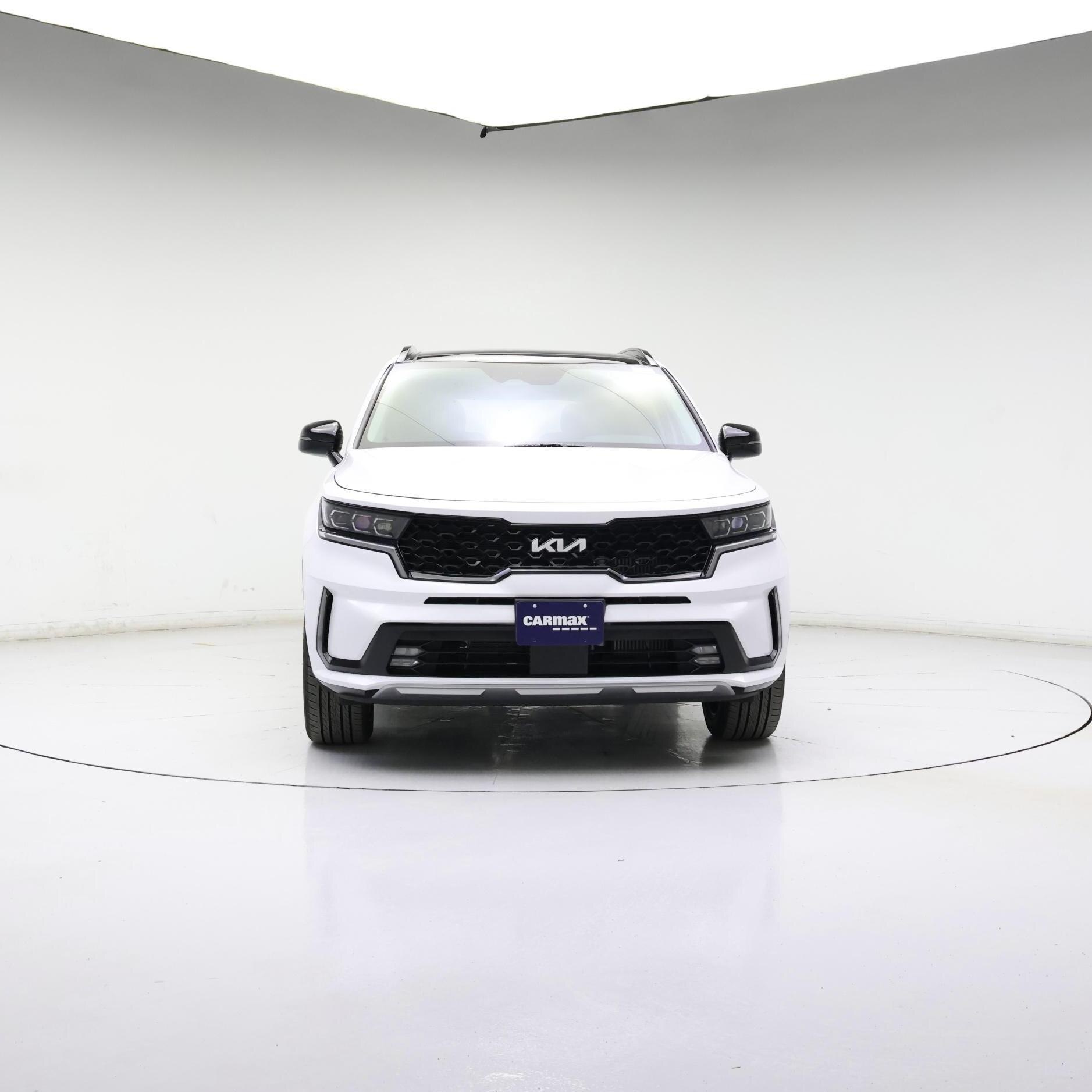 Thumbnail: 2023 Kia Sorento - 5