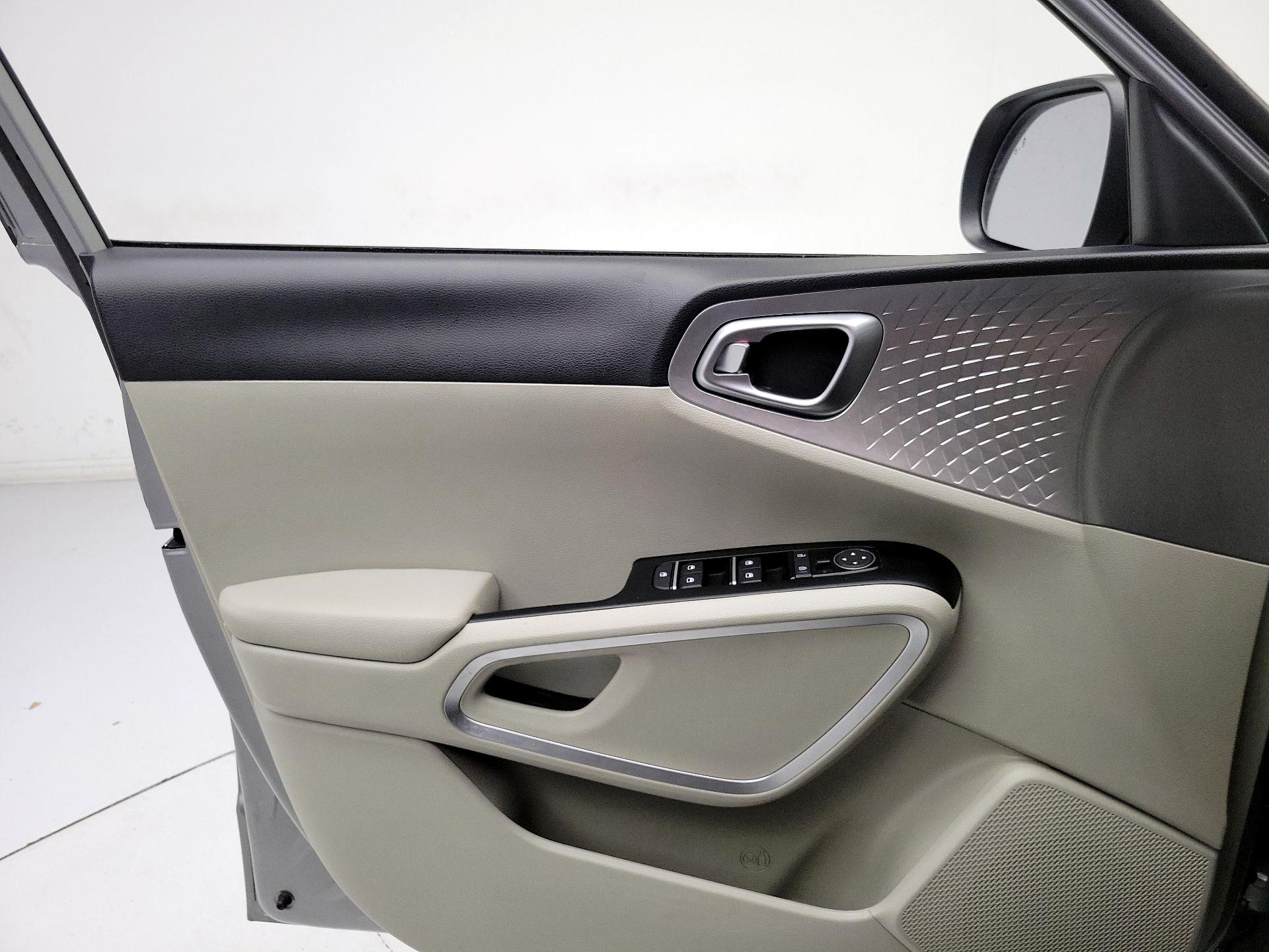 Thumbnail: 2025 Kia Soul - 12