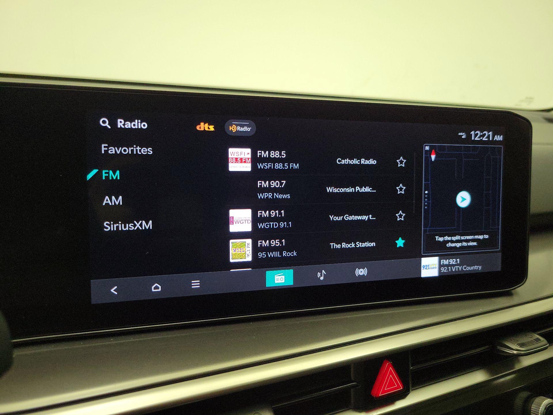 Thumbnail: 2024 Kia Sorento - 16