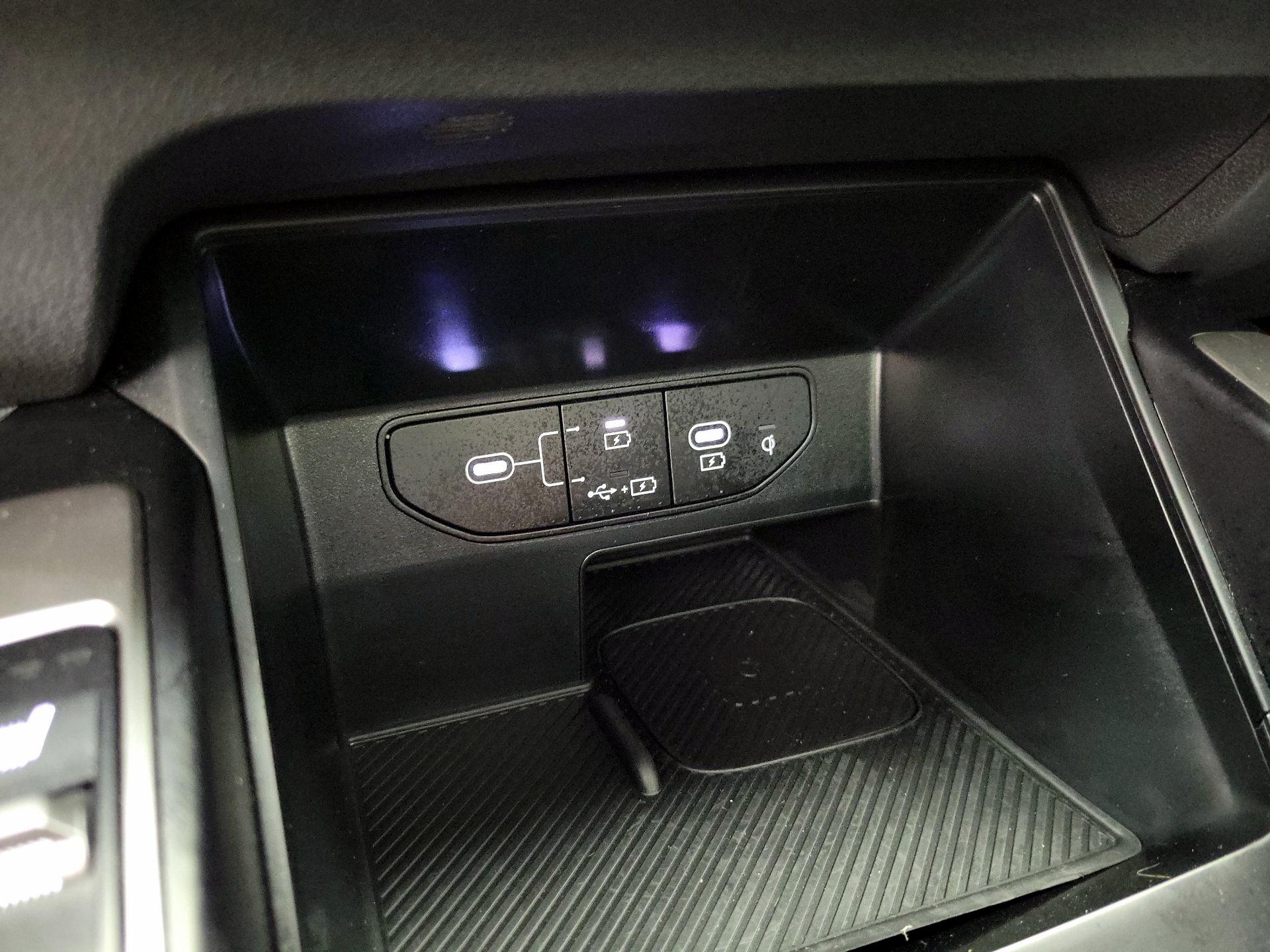 Thumbnail: 2024 Kia Sorento - 19