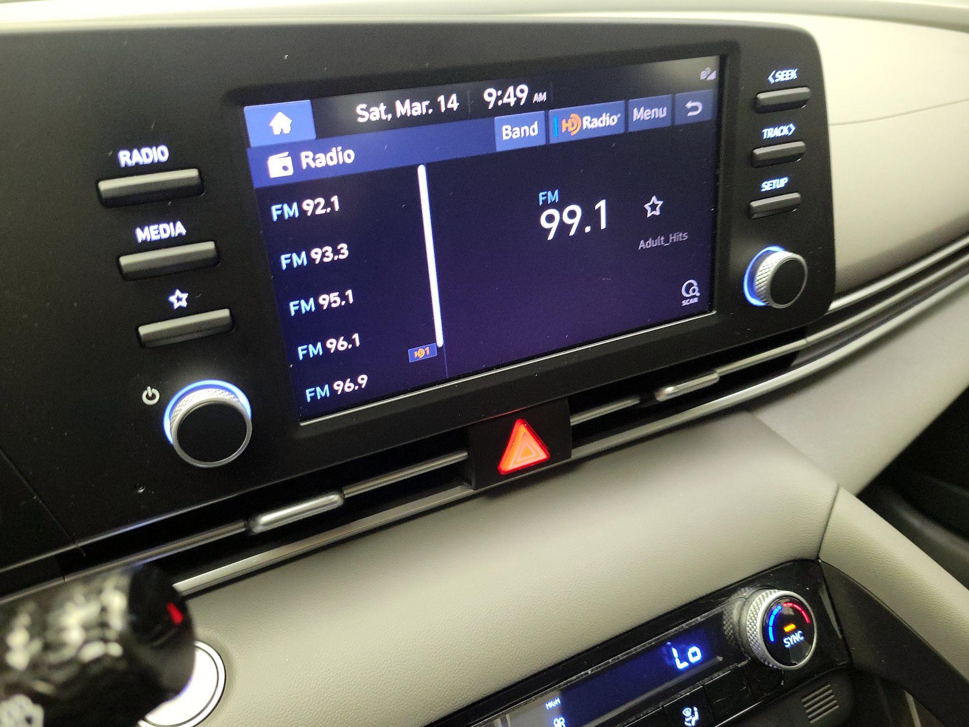 Thumbnail: 2023 Hyundai Elantra - 15