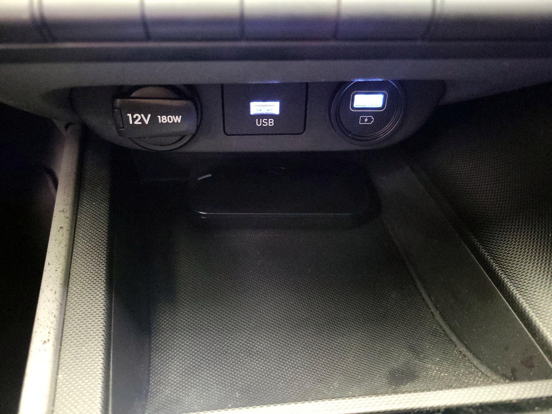 Thumbnail: 2023 Hyundai Elantra - 18