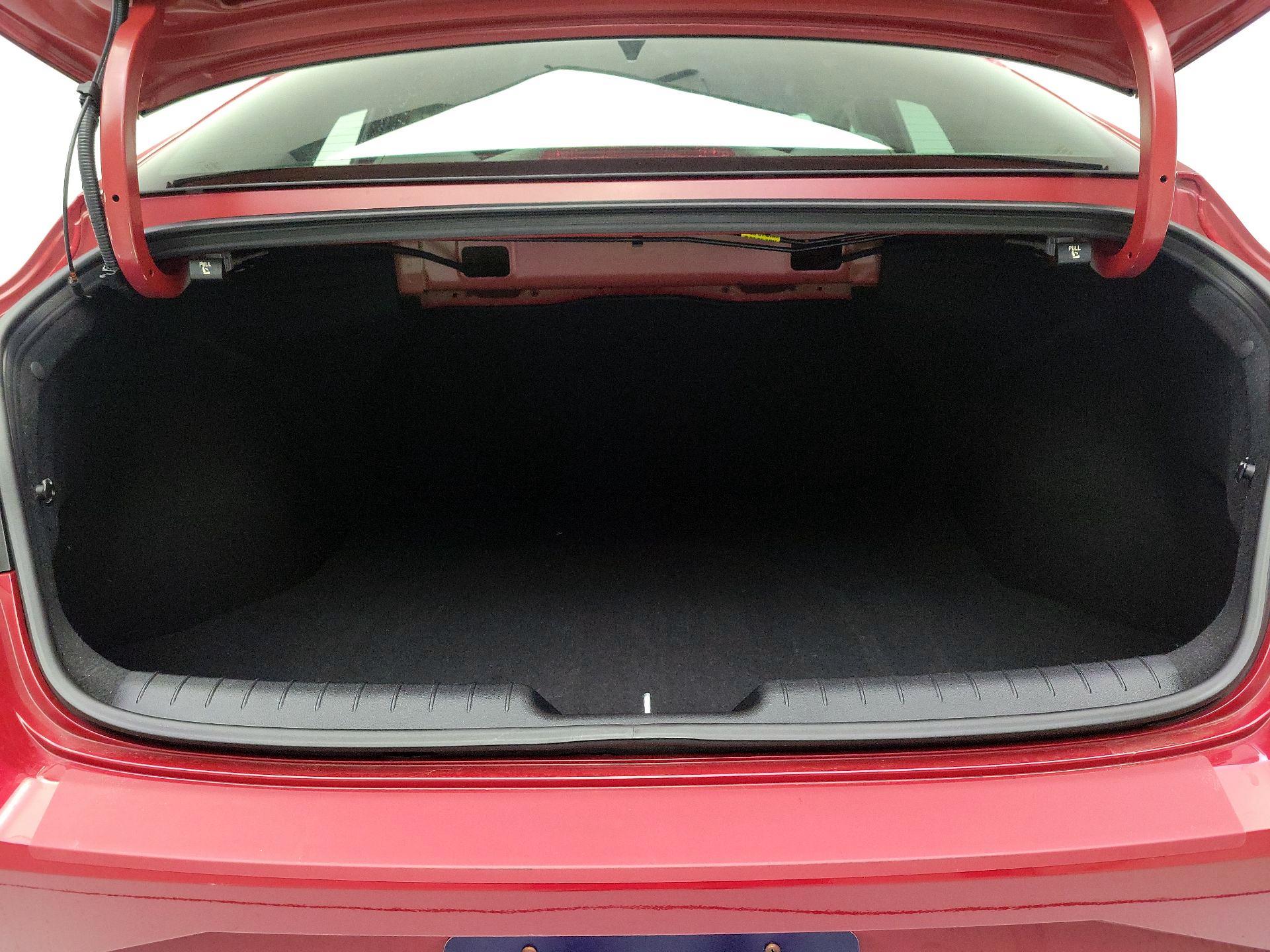 Thumbnail: 2023 Hyundai Elantra - 20