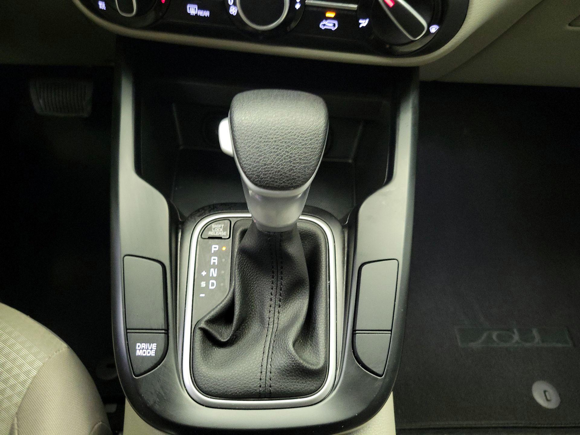 Thumbnail: 2025 Kia Soul - 17