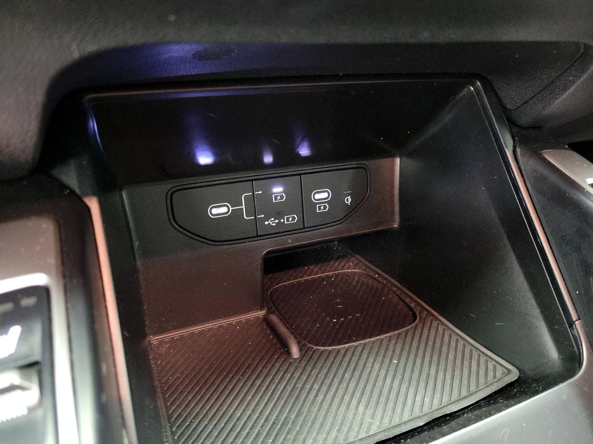 Thumbnail: 2024 Kia Sorento - 19