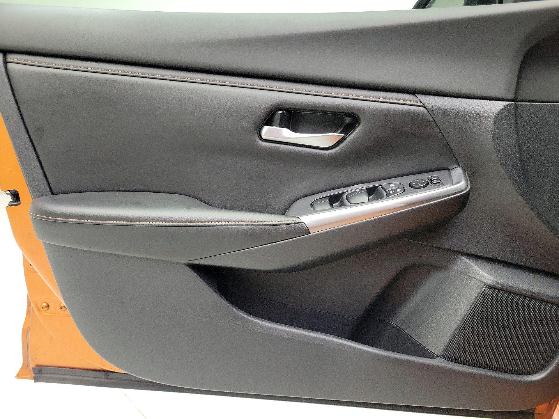 Thumbnail: 2023 Nissan Sentra - 12