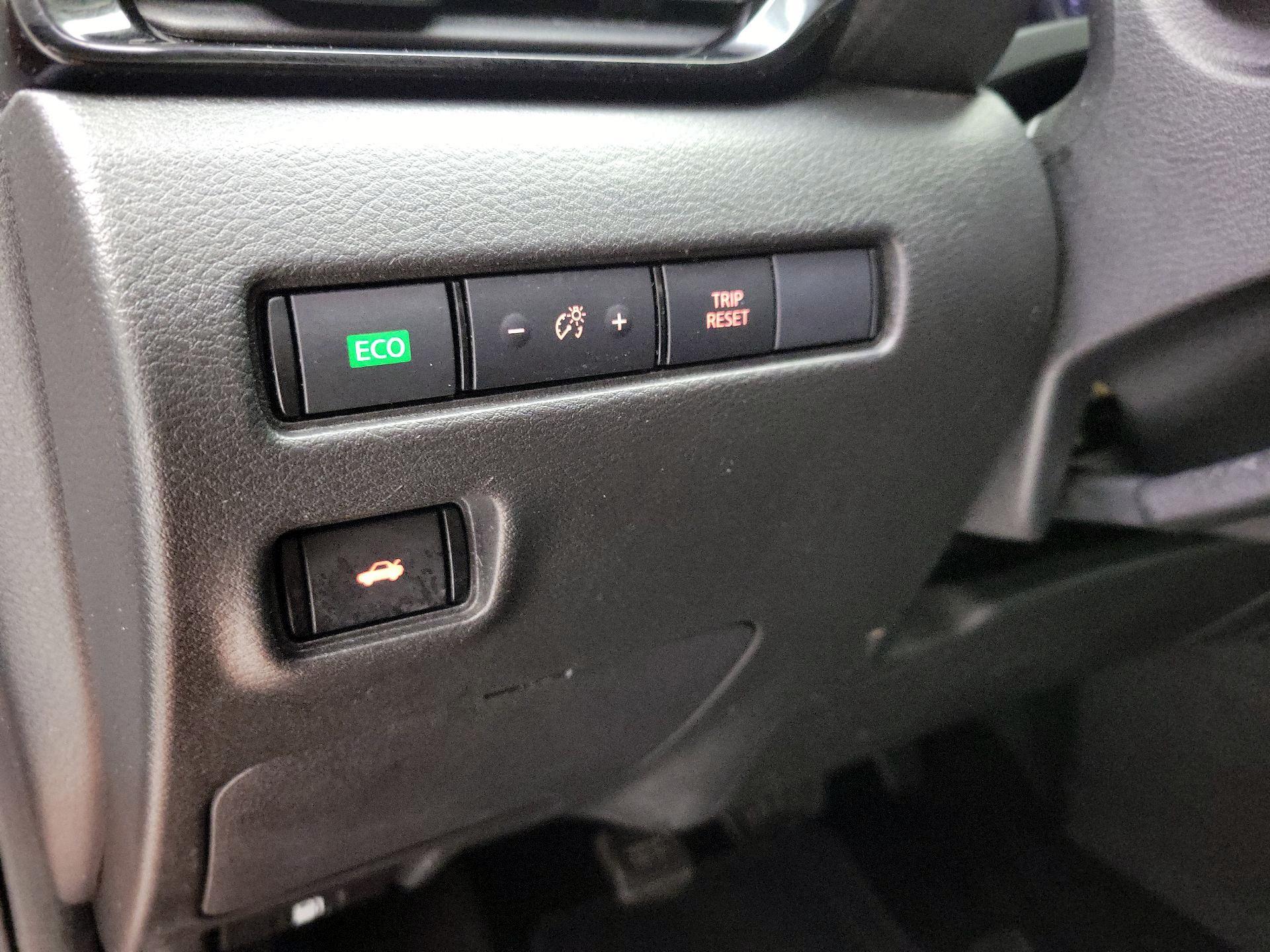 Thumbnail: 2023 Nissan Sentra - 13