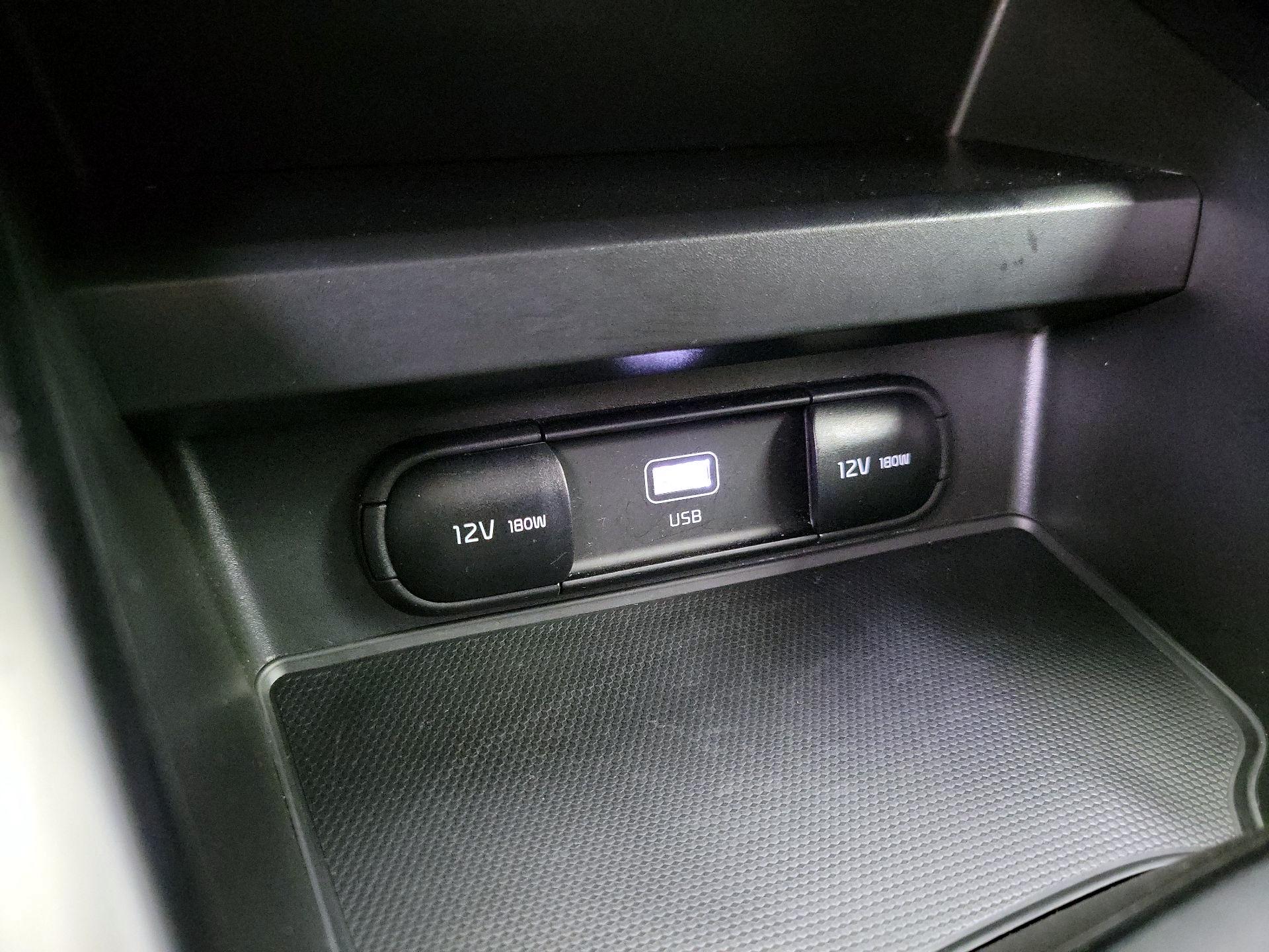 Thumbnail: 2025 Kia Soul - 18