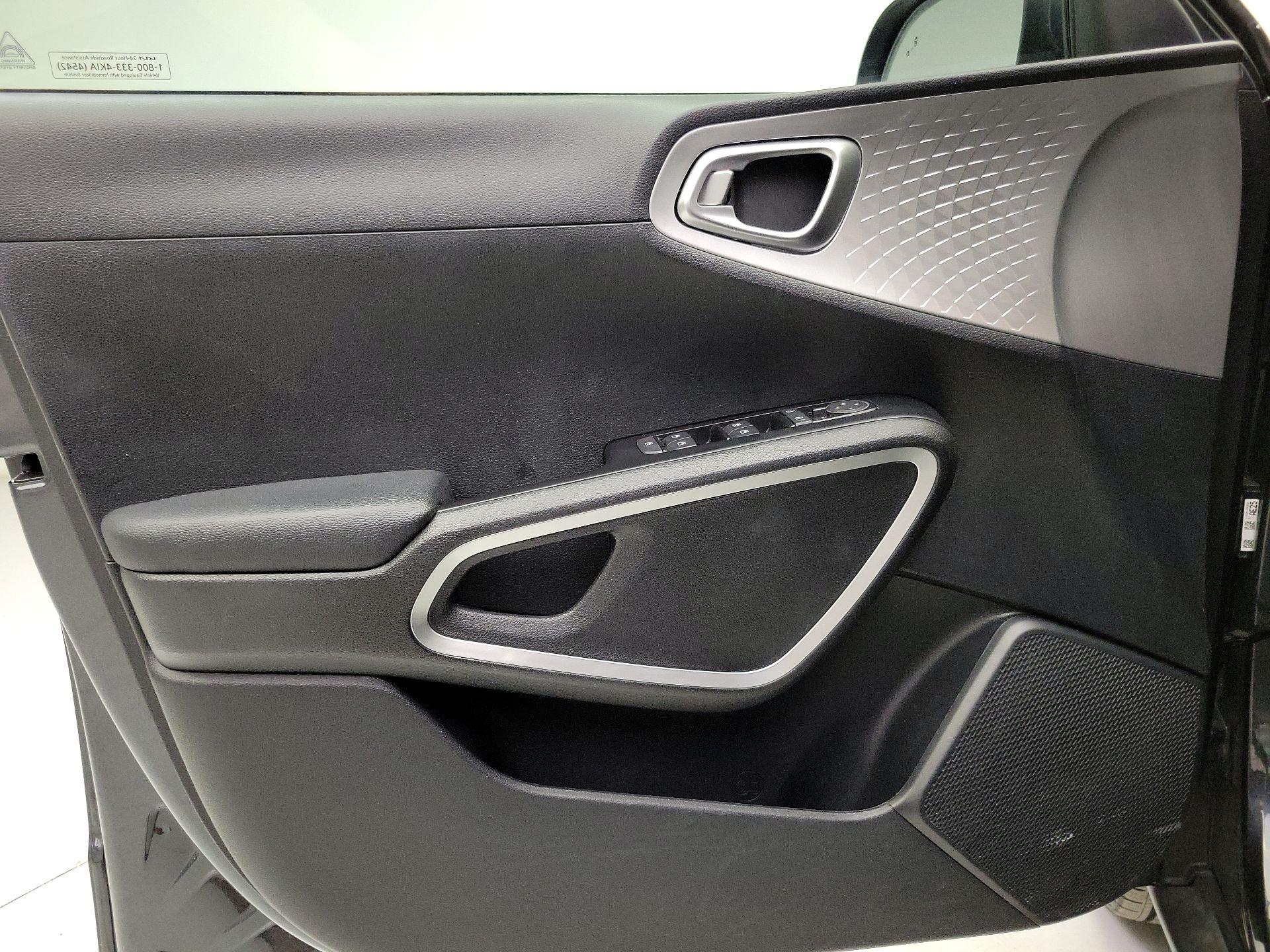 Thumbnail: 2024 Kia Soul - 12