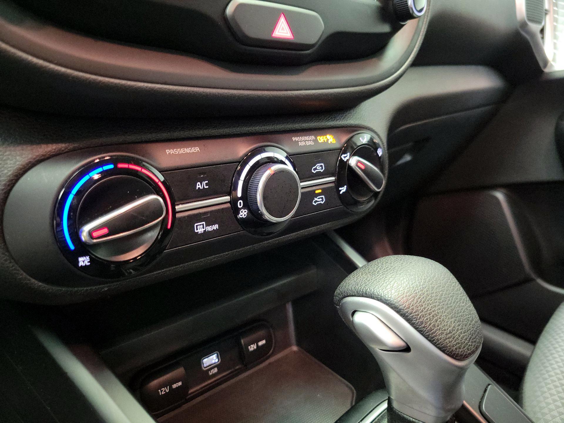 Thumbnail: 2024 Kia Soul - 16