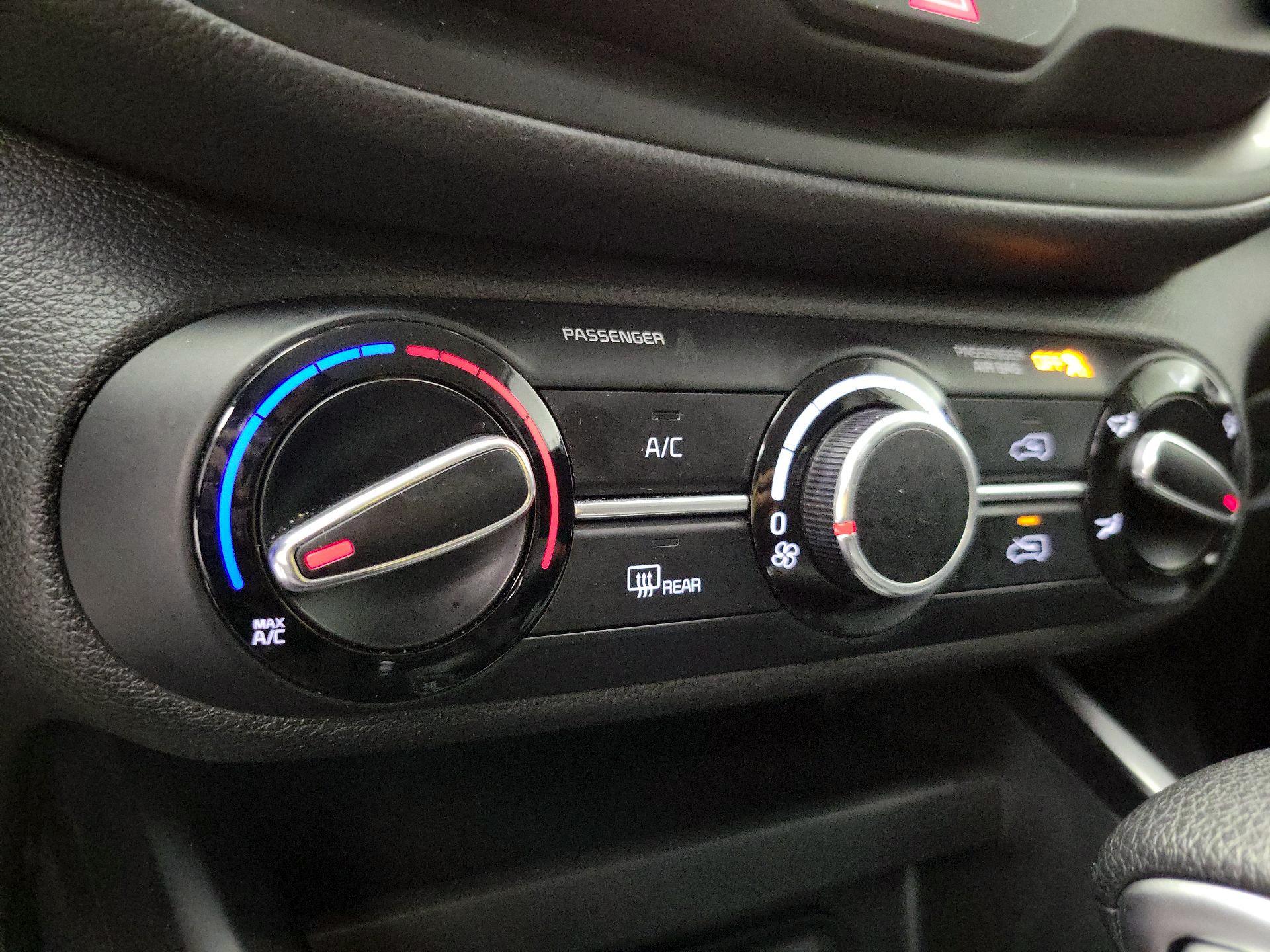 Thumbnail: 2024 Kia Soul - 16