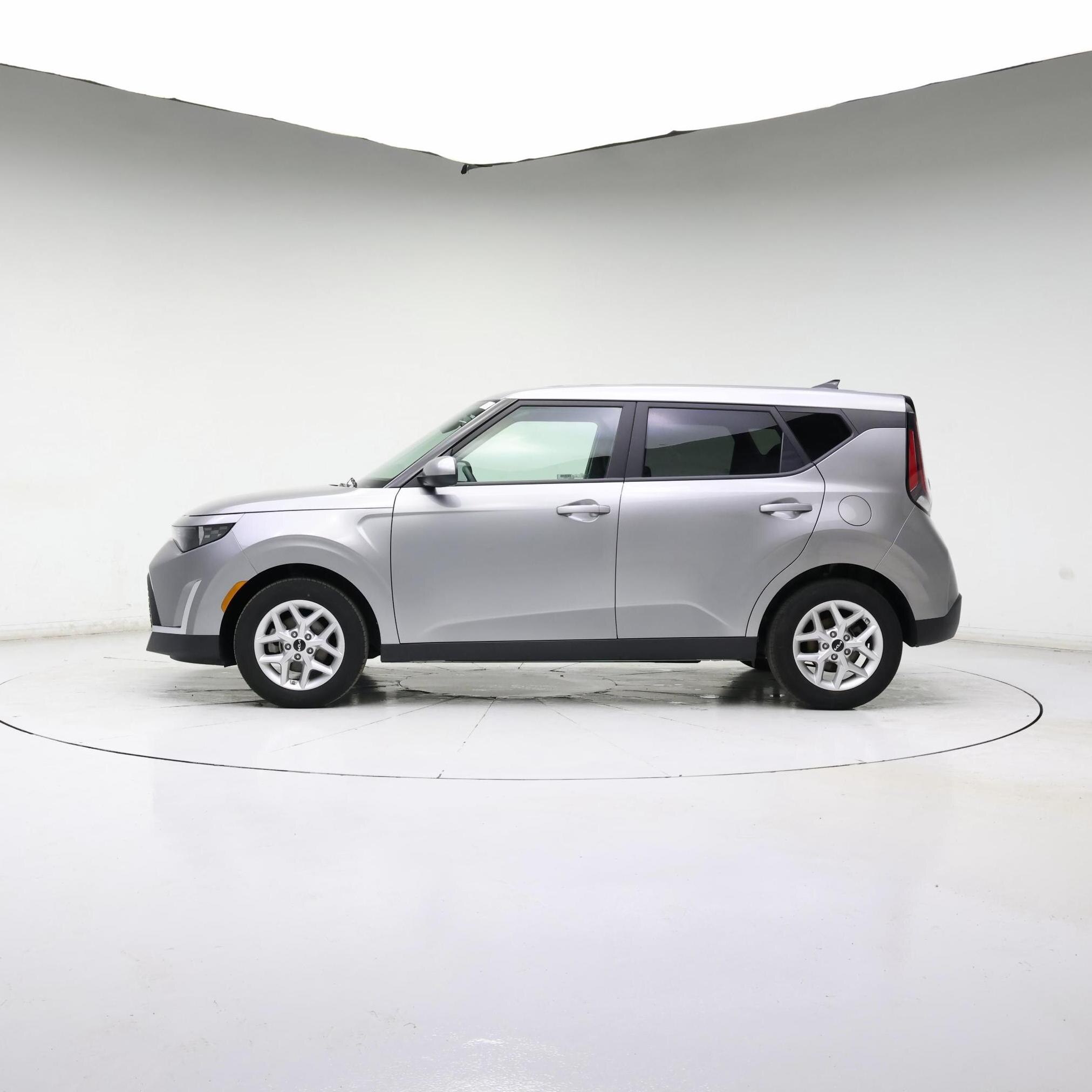 Thumbnail: 2024 Kia Soul - 3
