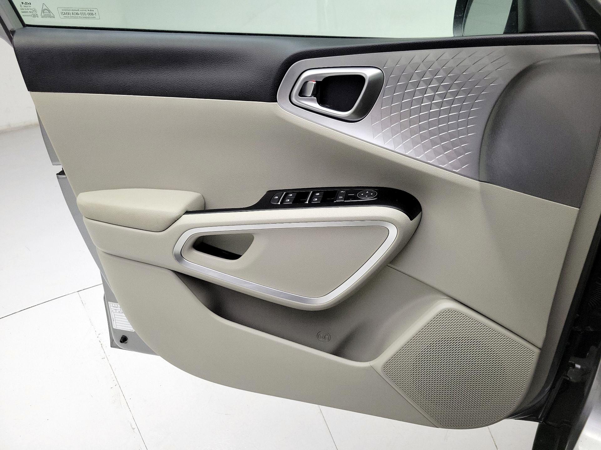 Thumbnail: 2025 Kia Soul - 12