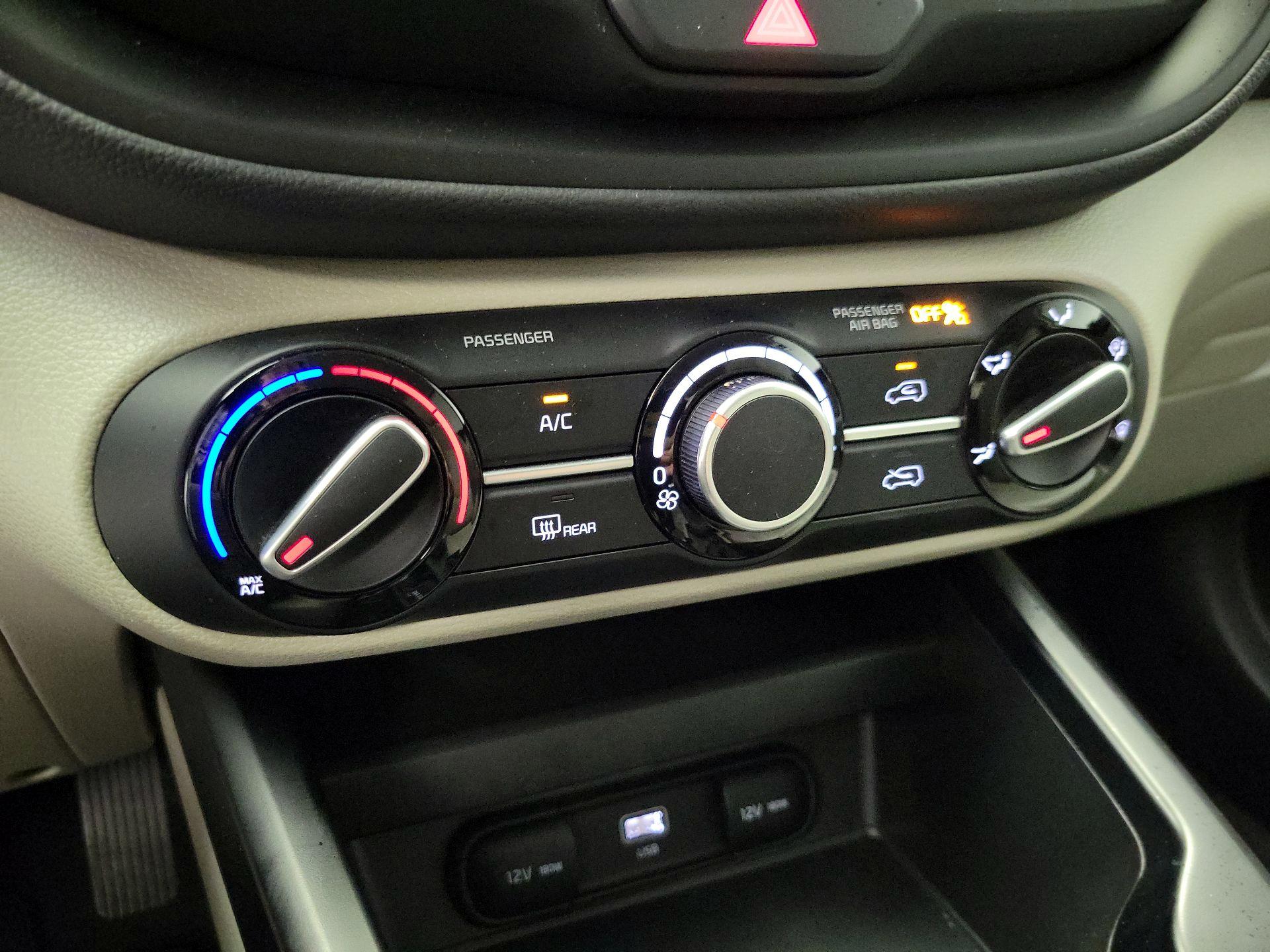 Thumbnail: 2025 Kia Soul - 16