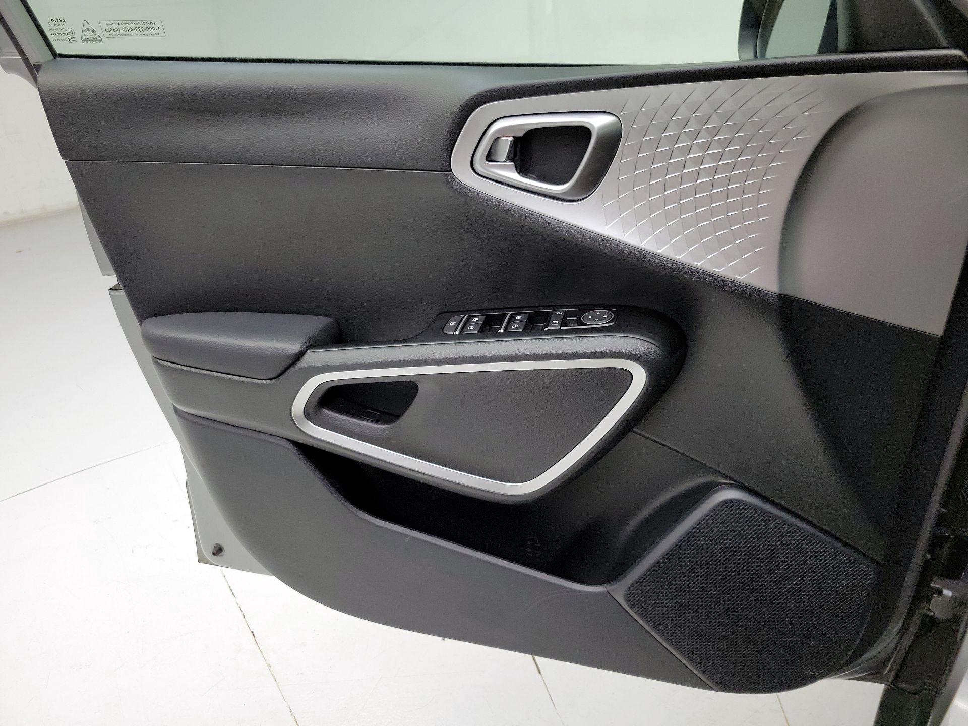 Thumbnail: 2025 Kia Soul - 12