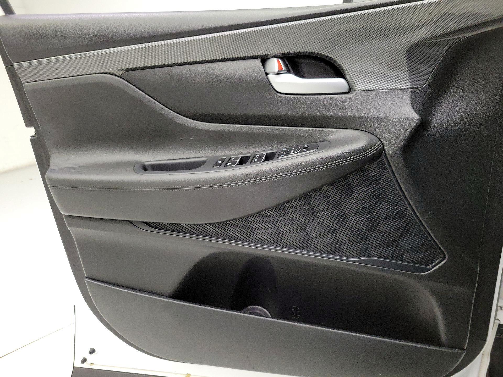 Thumbnail: 2022 Hyundai Santa Fe - 12